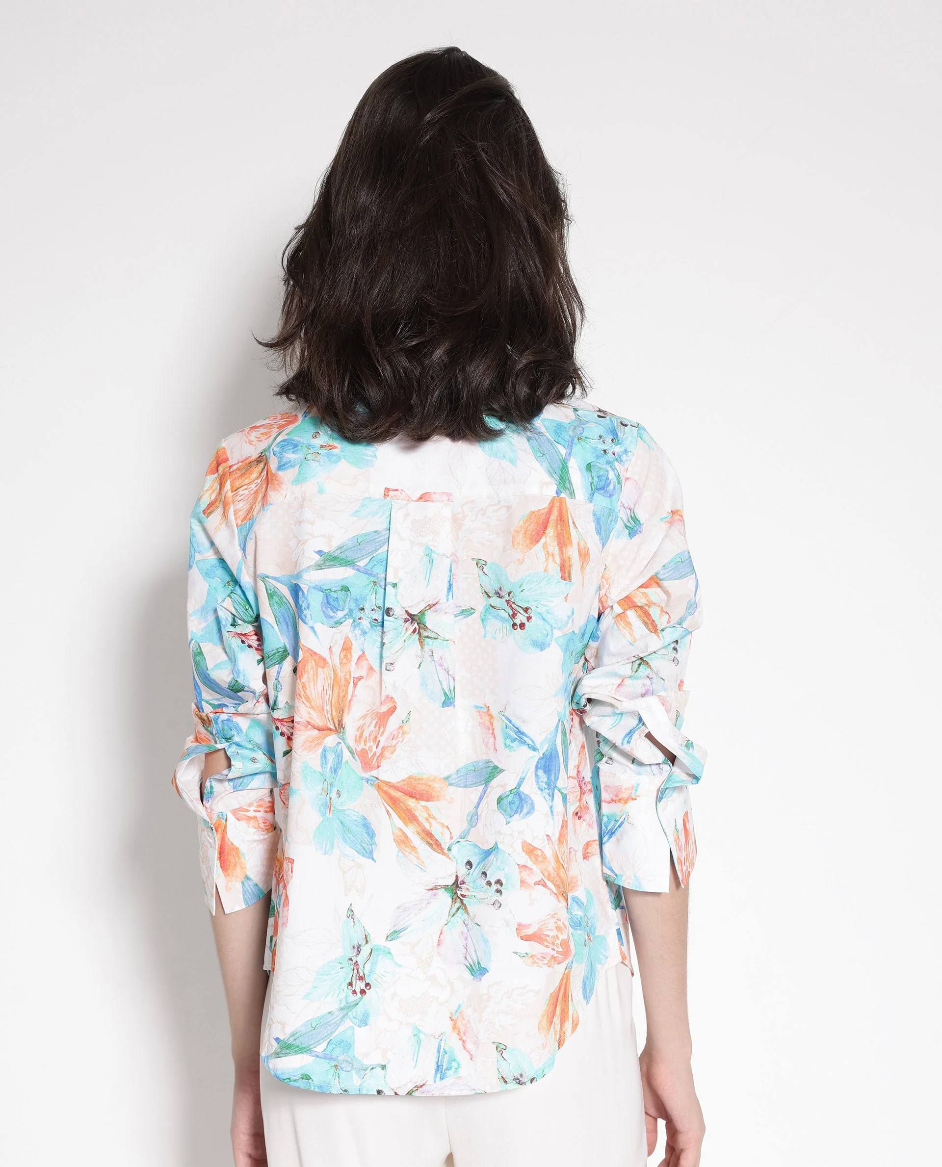 Rareism Women's Abbi Off White Cotton Spread Collar Floral Print Cuffed Sleeve Relaxed Fit Top - Image 9