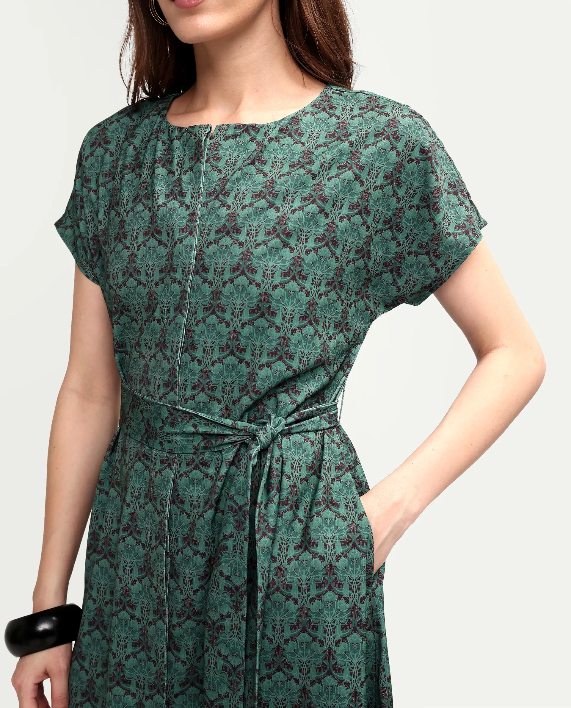 Rareism Women's Addani Dark Green Polyester Fabric Half Sleeve Crew Neck A-Line Floral Print Dress - Image 4