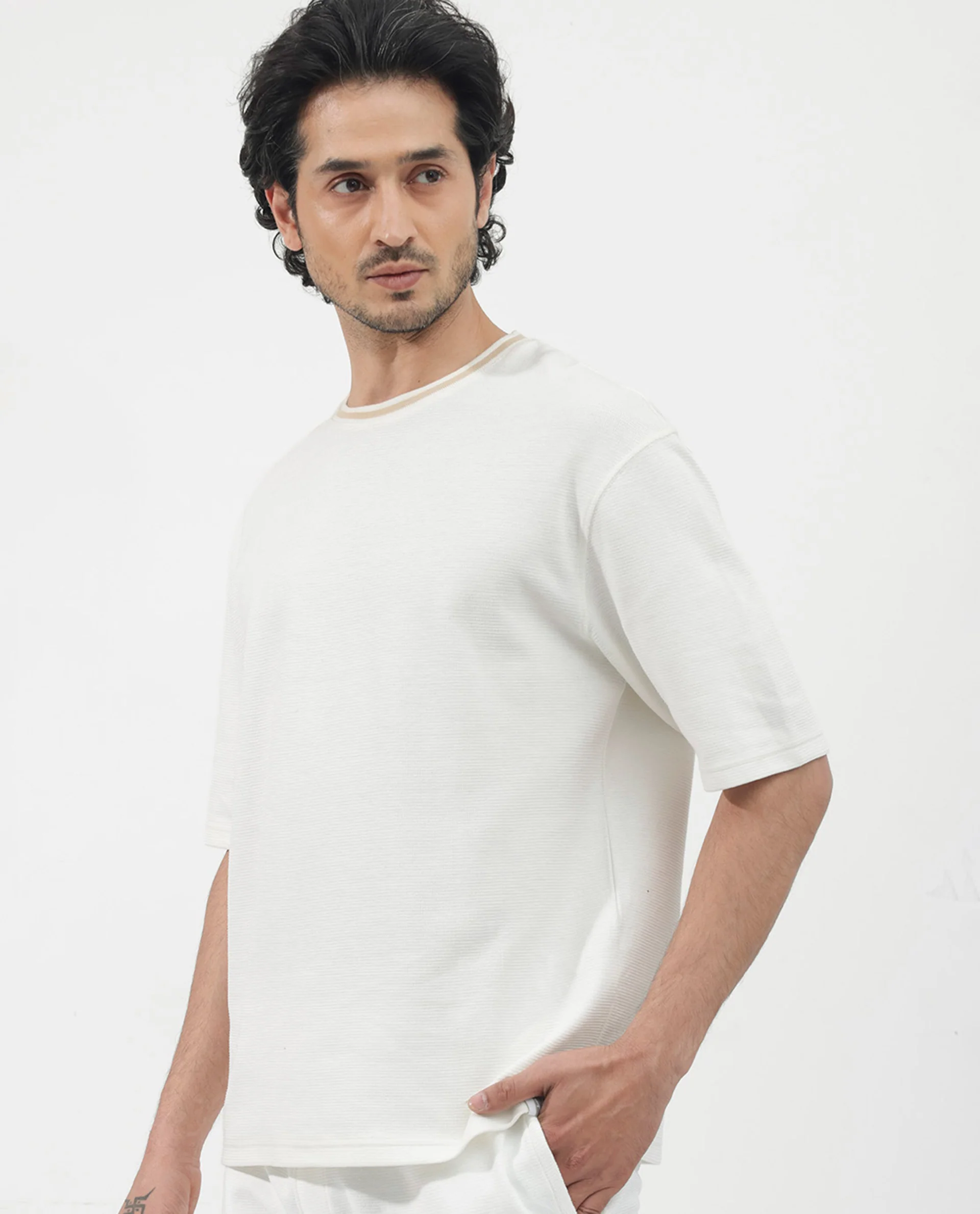 Rare Rabbit Men's Adiso-1 Off White Cotton Blend Plain Oversized Fit Half Sleeve Crew Neck T-Shirt - Image 6