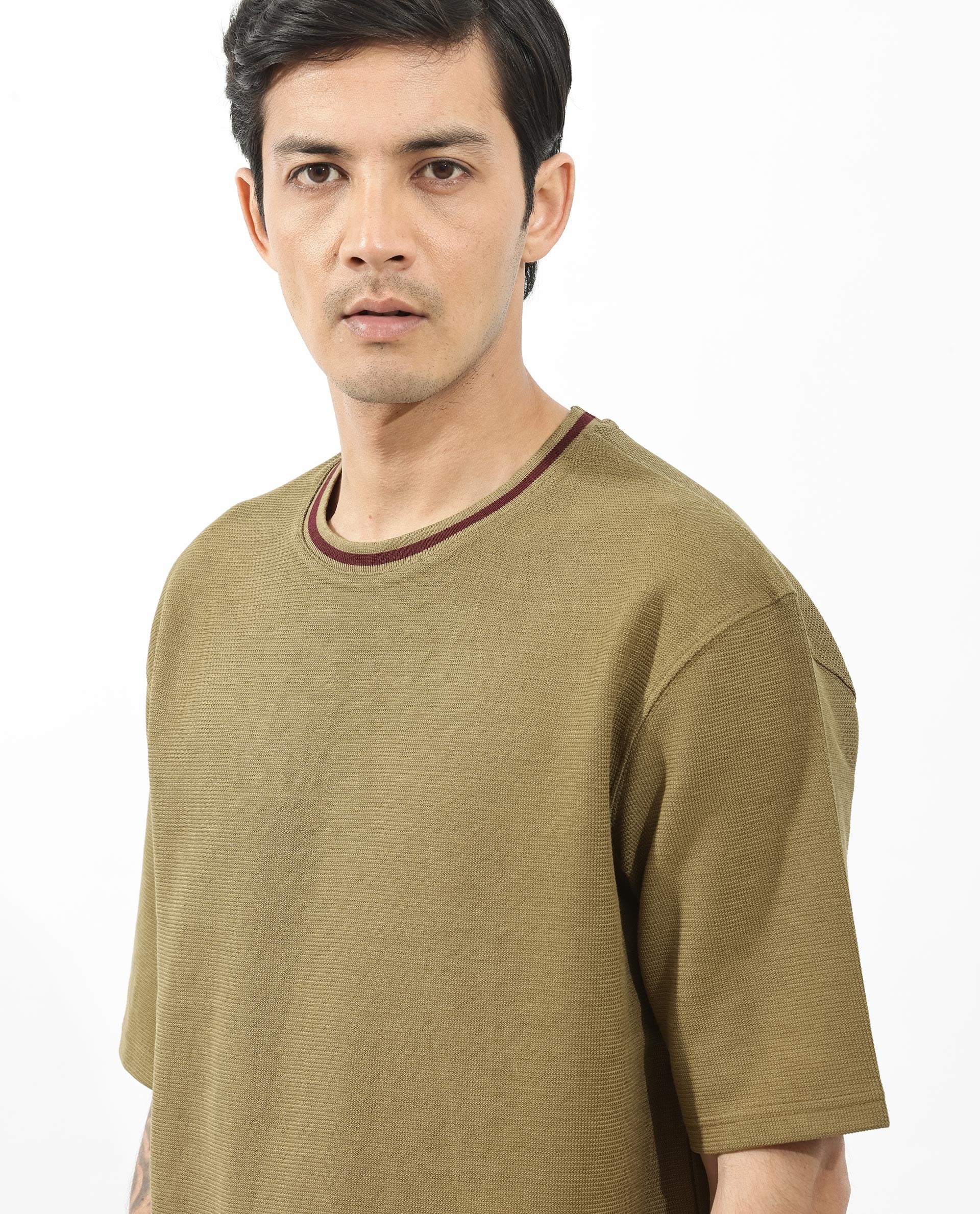 Rare Rabbit Men's Adiso Dusky Mustard Cotton Blend Plain Oversized Fit Half Sleeve Crew Neck T-Shirt - Image 4
