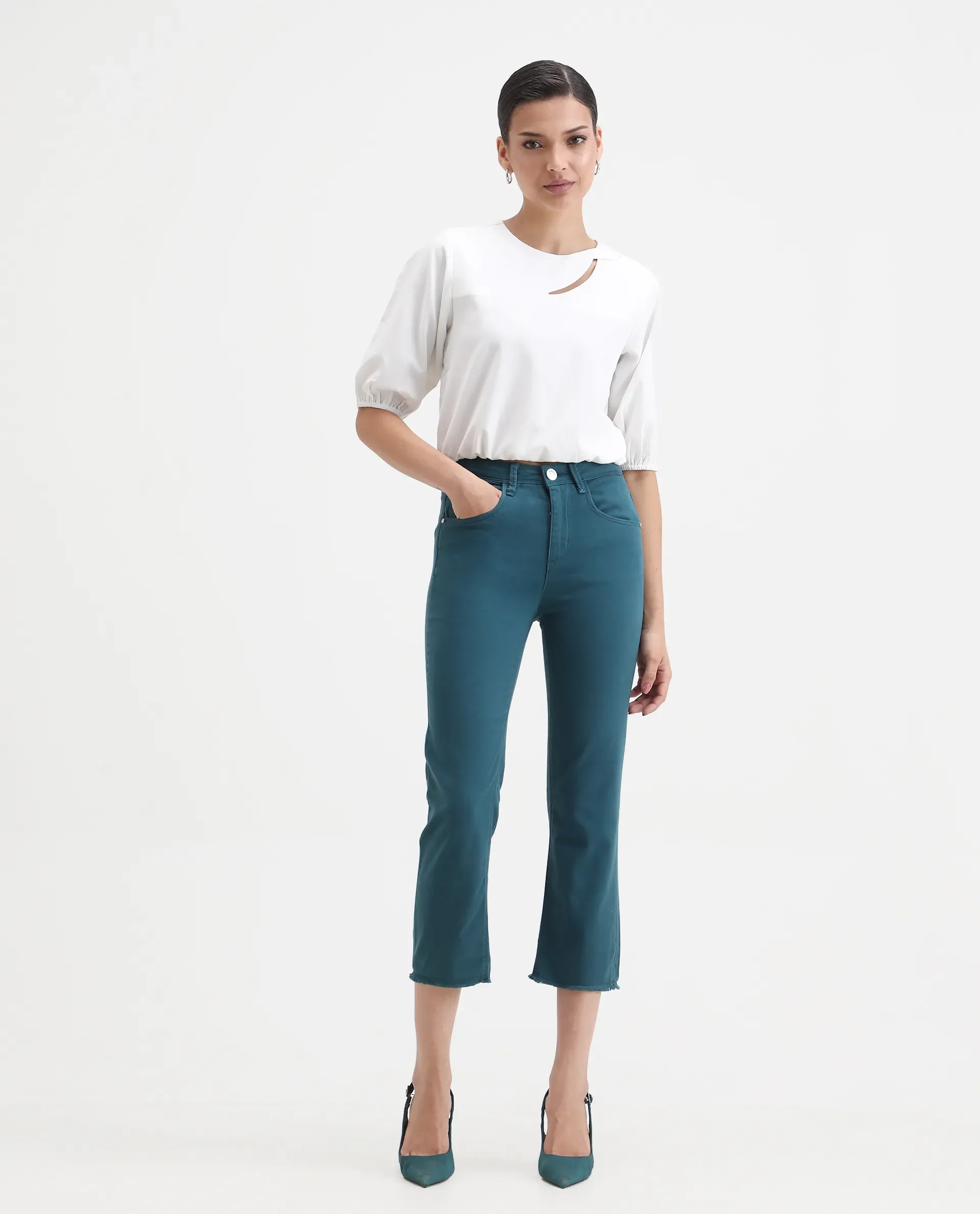 Rareism Women's Admiral Petrol Cotton Blend Plain Ankle Length Regular Fit Jeans - Image 2