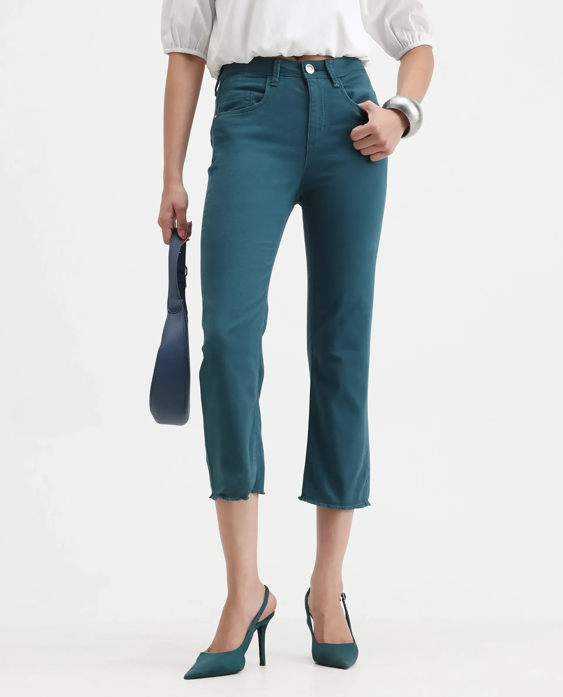 Rareism Women's Admiral Petrol Cotton Blend Plain Ankle Length Regular Fit Jeans - Image 3