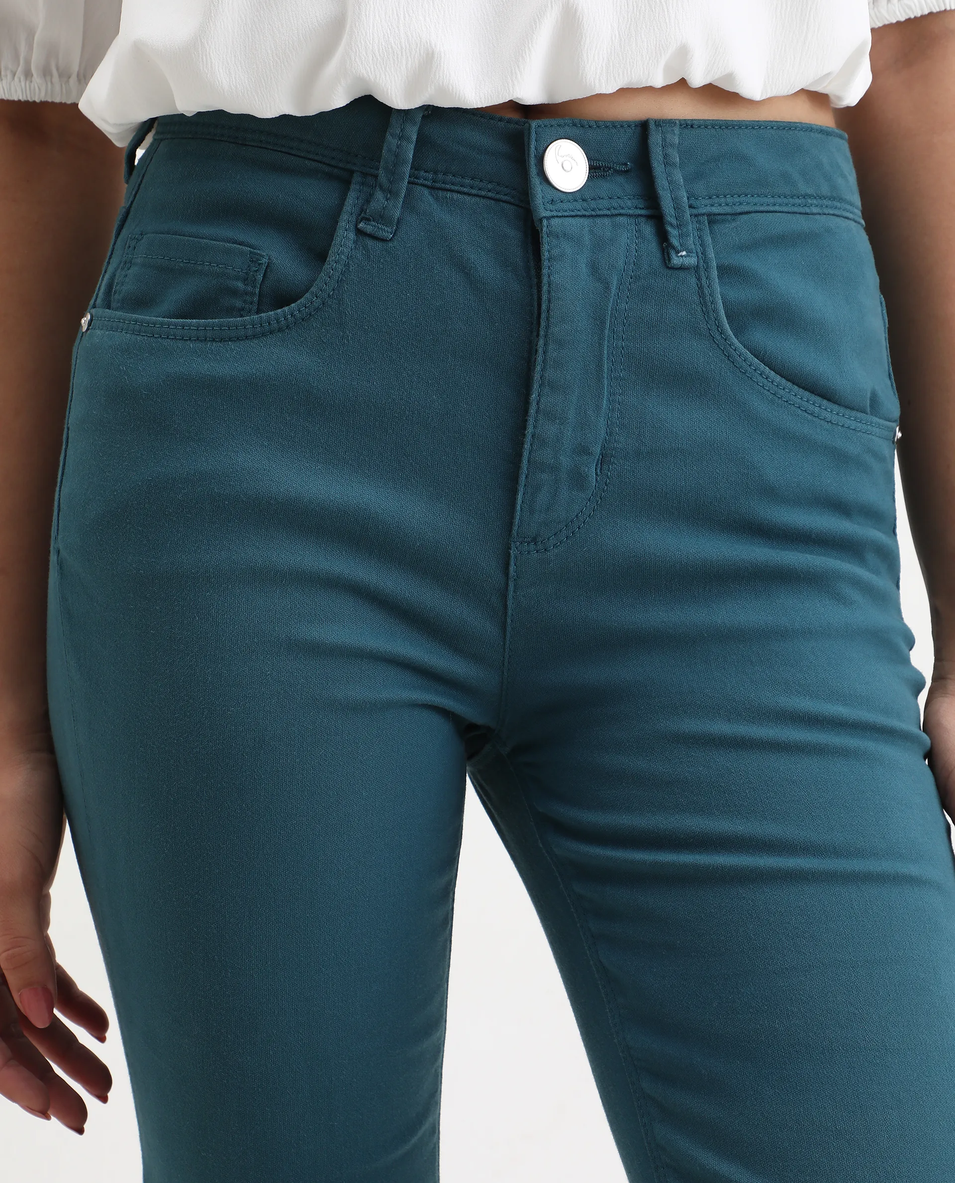 Rareism Women's Admiral Petrol Cotton Blend Plain Ankle Length Regular Fit Jeans - Image 4
