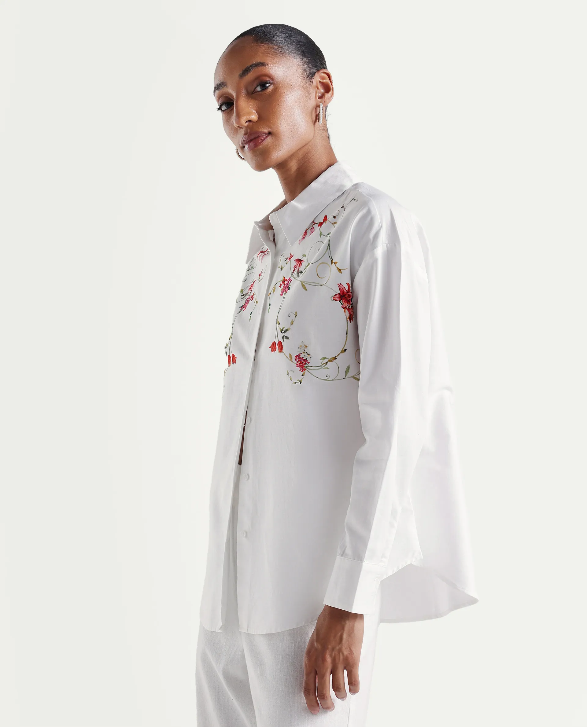 Rareism Women's Aerie Off White Cotton Full Sleeve Oversize Fit Floral Print Shirt - Image 5
