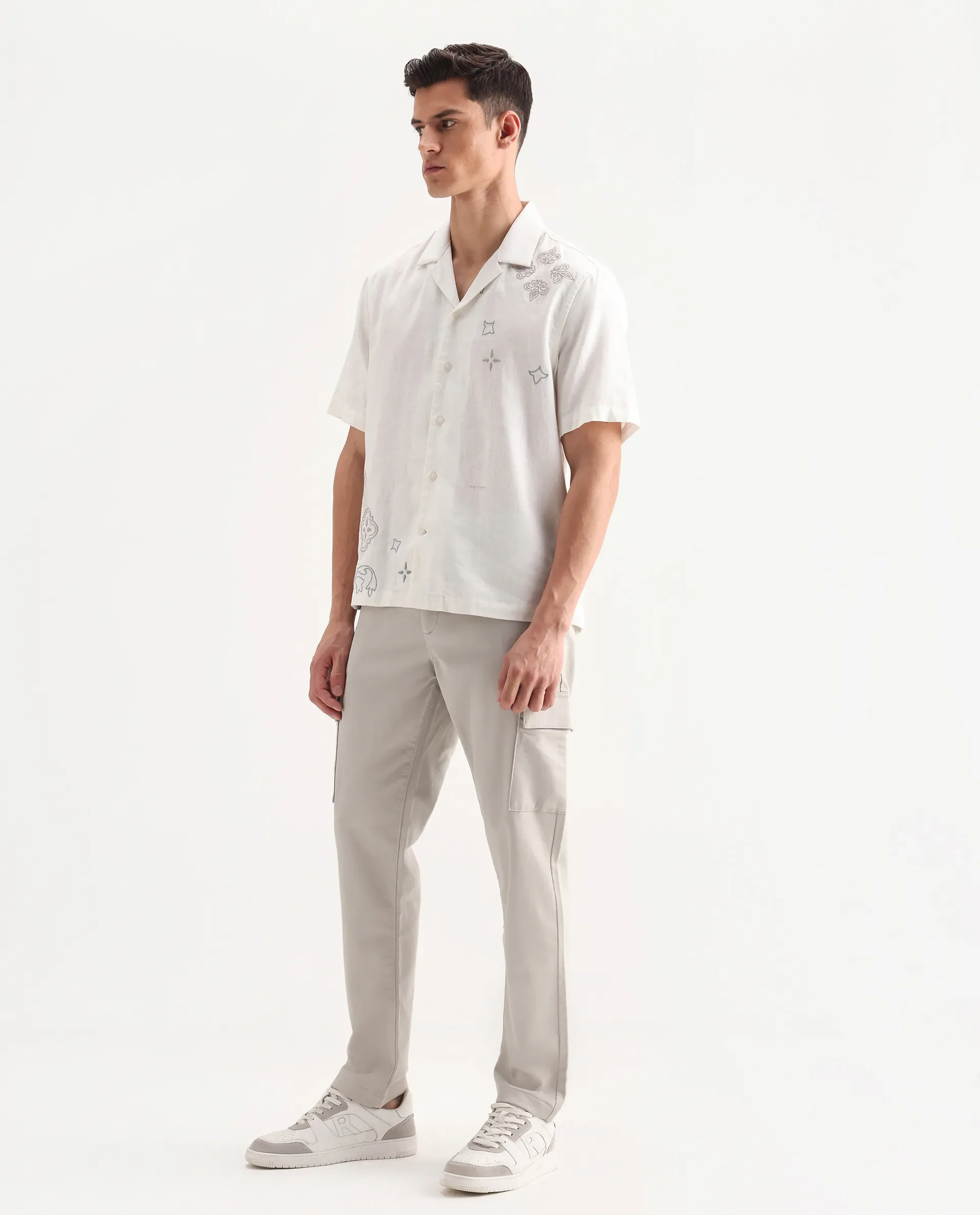 Rare Rabbit Men's Aero Light Grey Cotton Blend Plain Relaxed Fit Trouser - Image 6