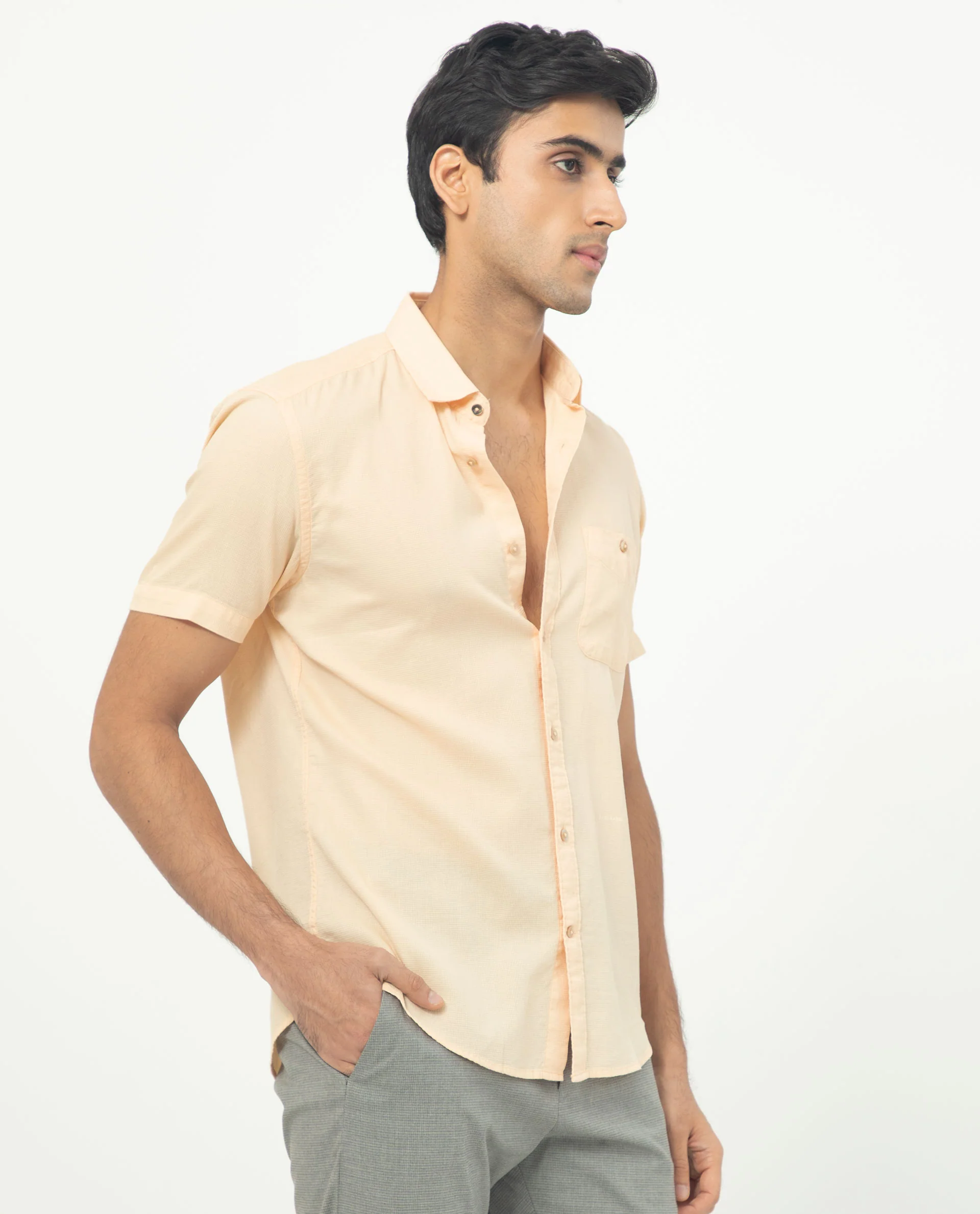 Rare Rabbit Men's Affle Peach Cotton Plain Tailored Fit Half Sleeve Collared Shirt - Image 3
