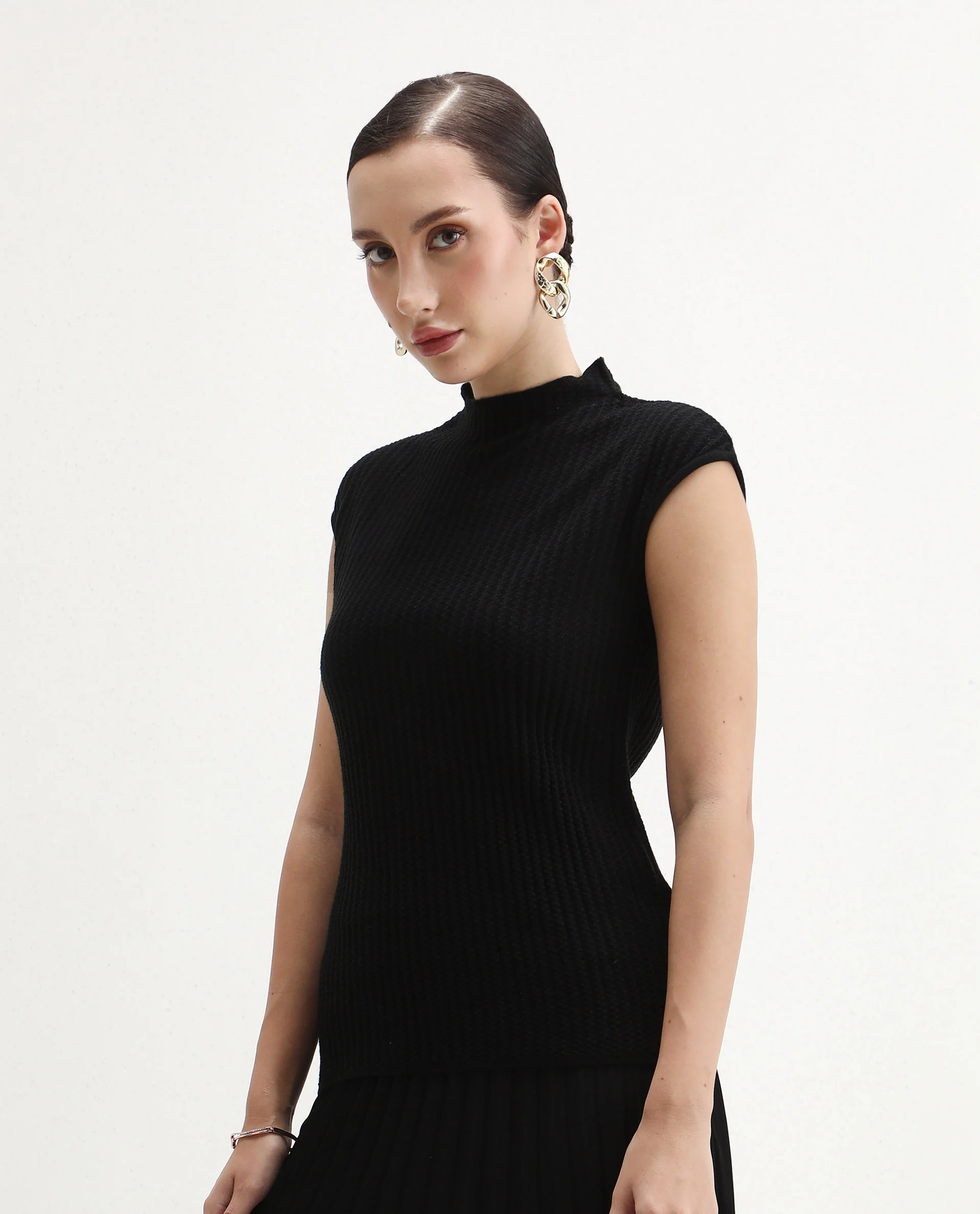 Rareism Women's Afmat Black Acrylic High Neck Plain Sleeveless Regular Fit Top - Image 6