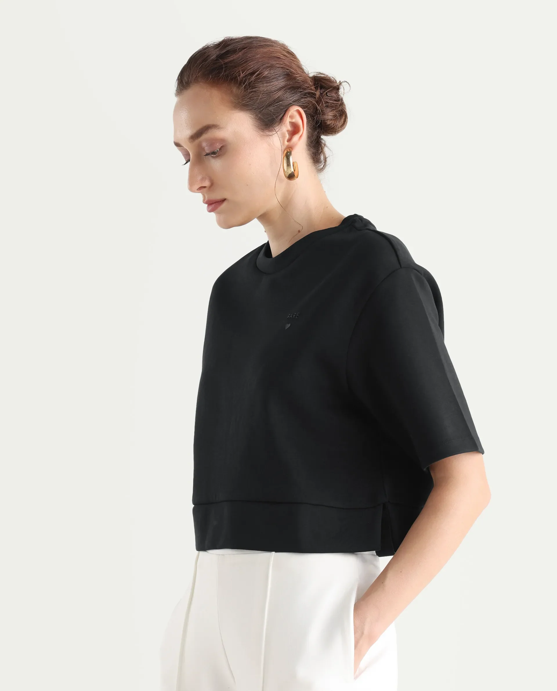 Rareism Women's Aftok T Black Linen Crew Neck Plain Crop Regular Fit T-Shirt - Image 6