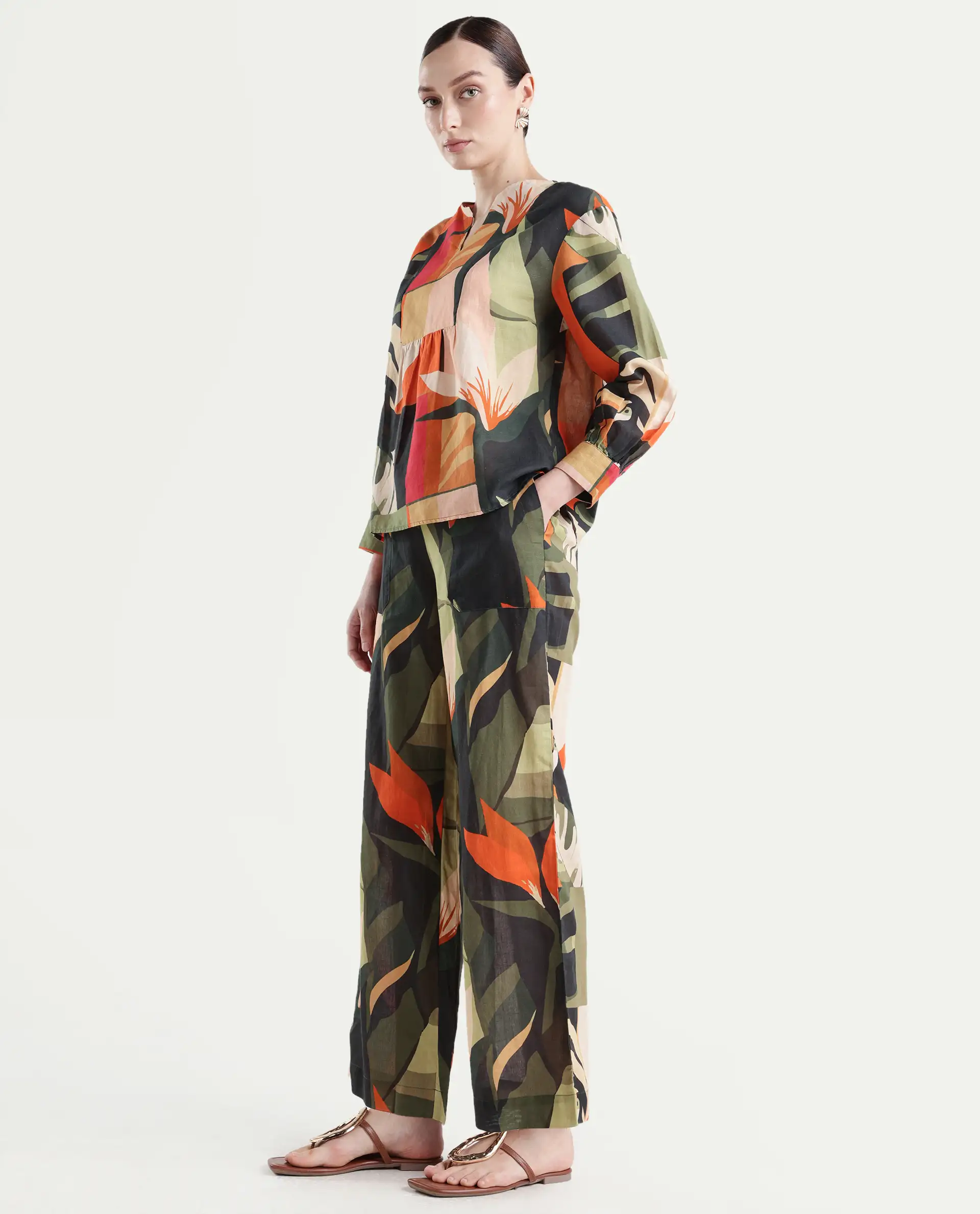 Rareism Women's Agenia-B Pastel Multi Cotton Blend Abstract Print Ankle Length Wide Trouser - Image 5