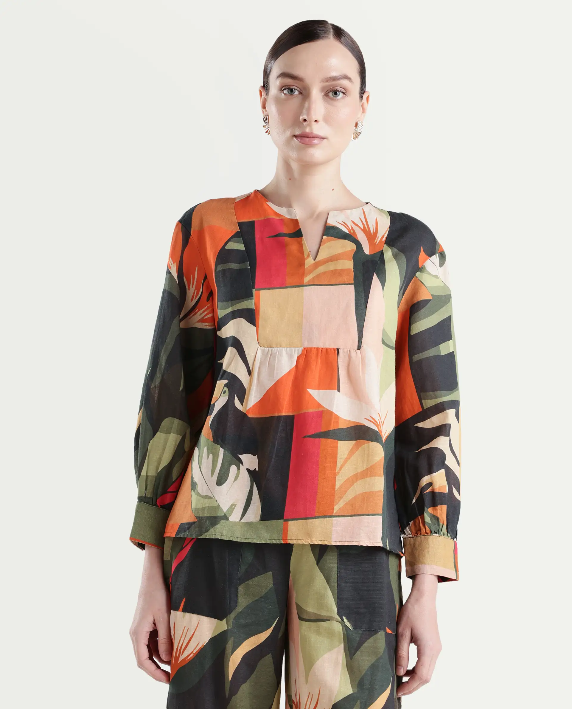 Rareism Women's Agenia-T Pastel Multi Cotton Blend Crew Neck Abstract Print Bishop Sleeve Regular Fit Top - Image 4