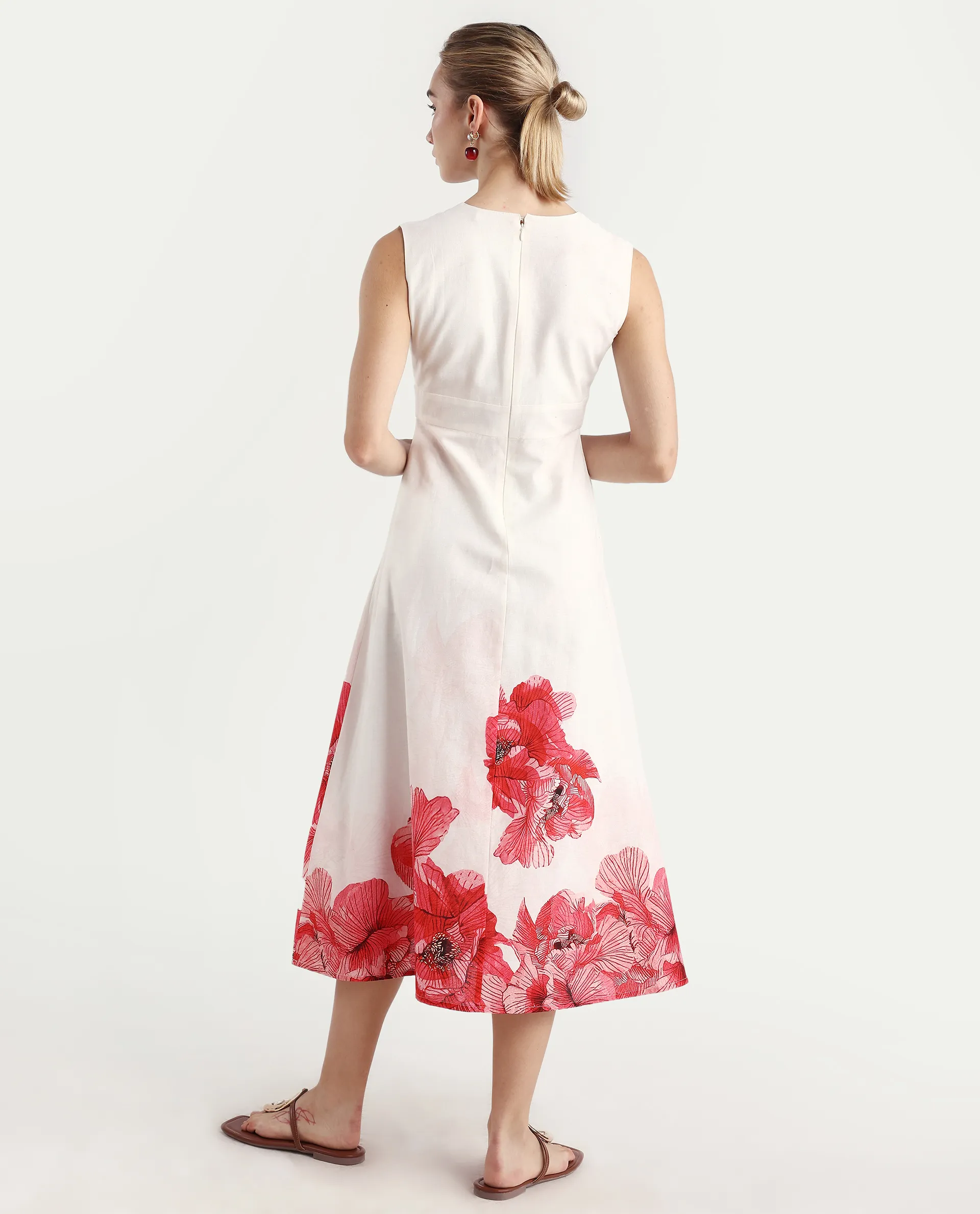 Rareism Women's Ago Off White Viscose Blend Sleeveless Fit And Flare Floral Print Dress - Image 7