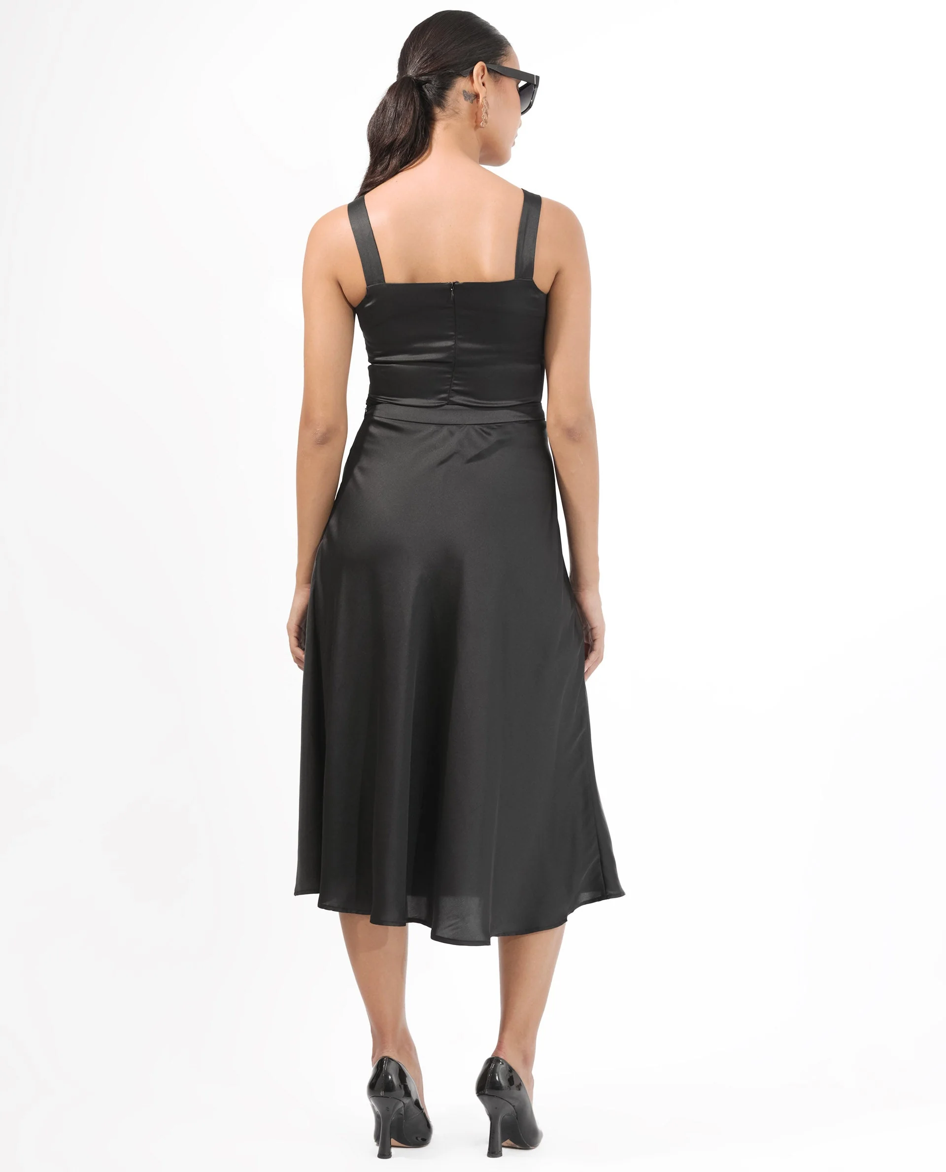 Rareism Women's Ailsa Black Polyester Plain Knee Length Regular Fit Skirt - Image 3