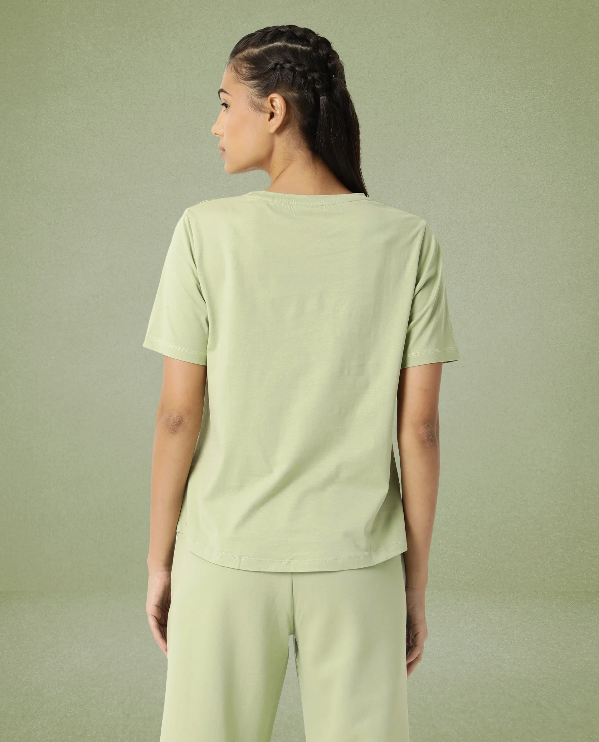 Rareism Women's Light Weight High Stretch 180 Gsm Cotton Crew Neck Plain Regular Fit T-Shirt - Image 5