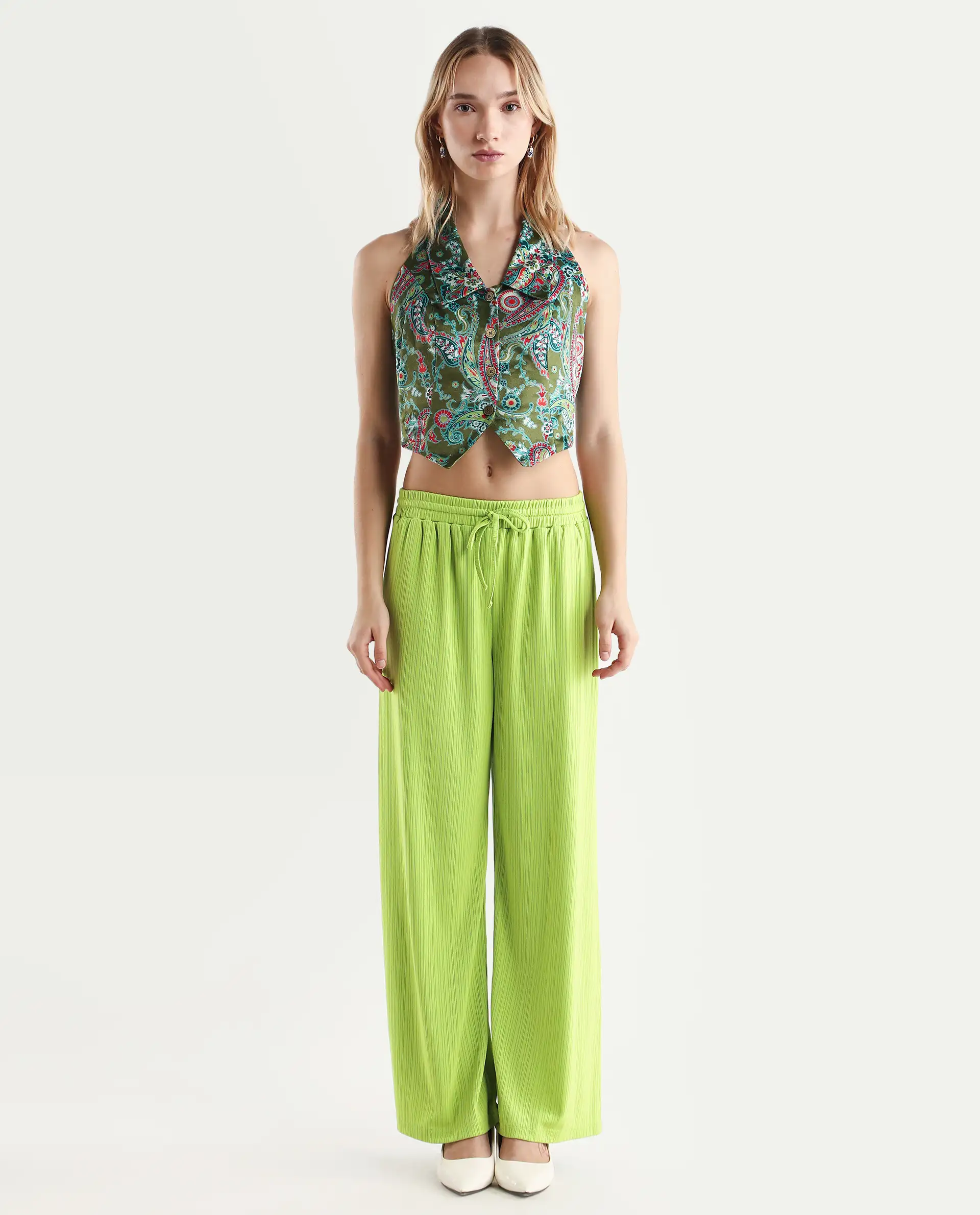 Rareism Women's Alcazar Flouroscent Green Polyester Blend Plain Ankle Length Straight Fit Trouser - Image 3