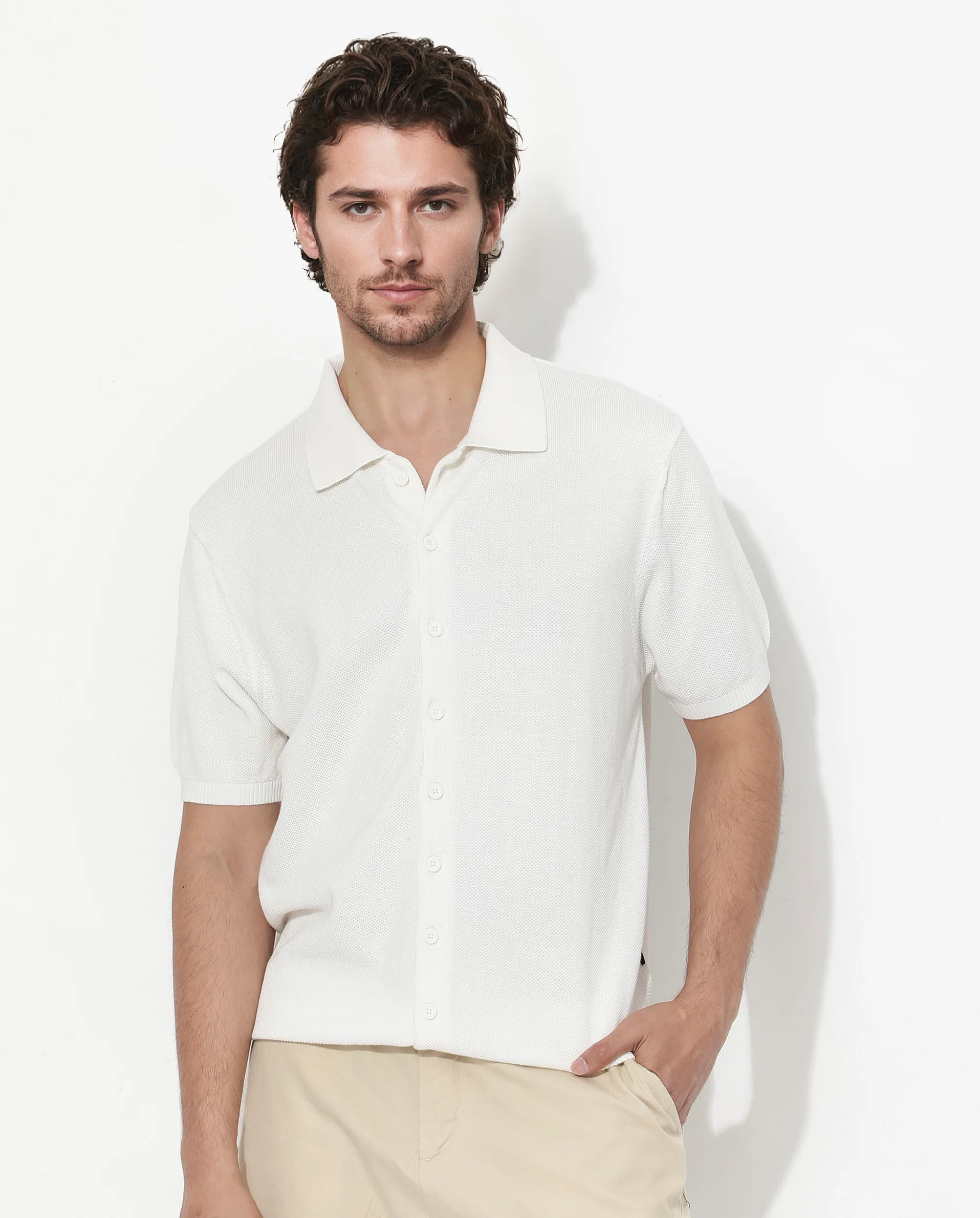 Rare Rabbit Men's Alias-N Ss Off White Cotton Plain Regular Fit Half Sleeve Collared Shirt