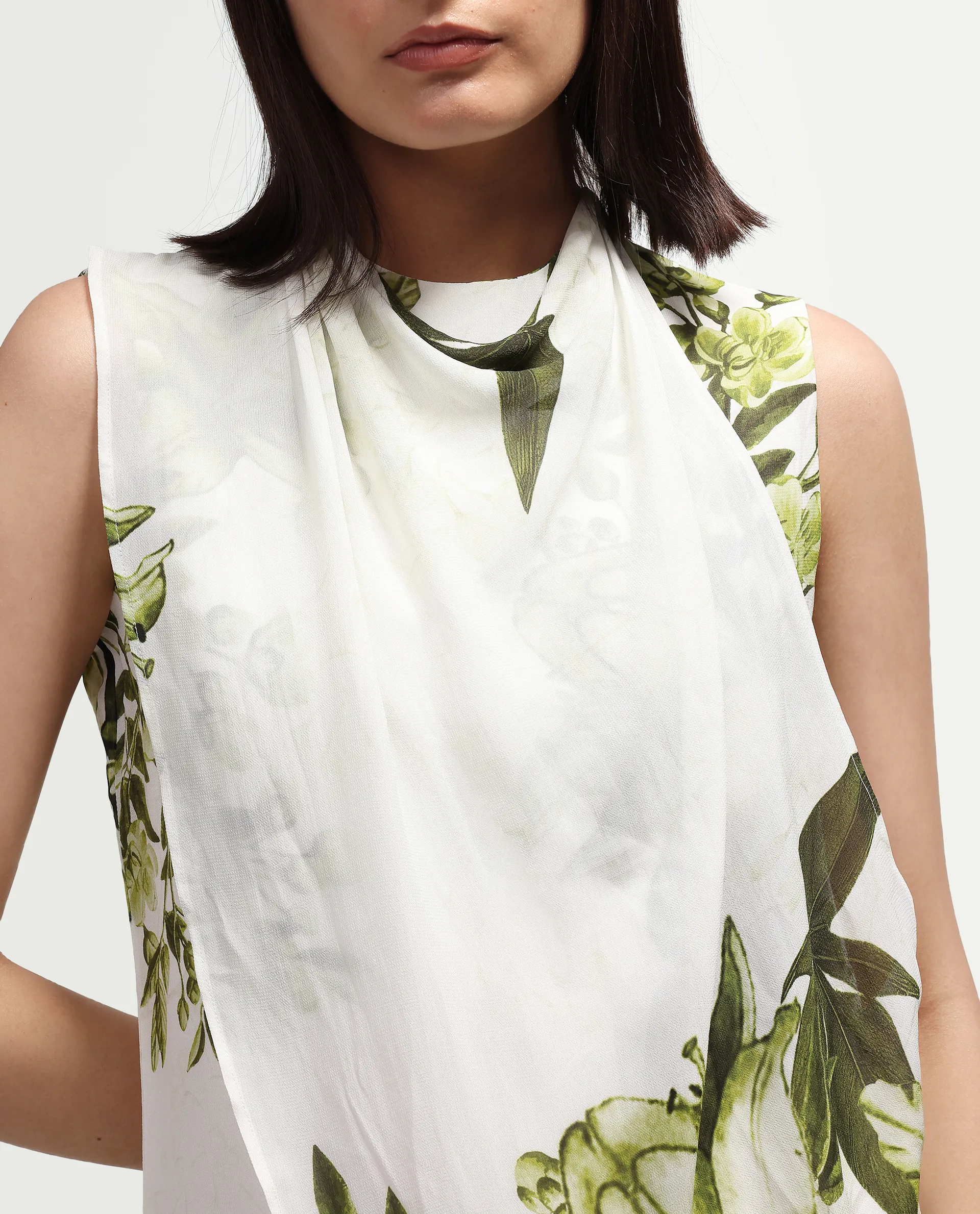 Rareism Women's Alita Off White Viscose Blend Sleeveless Regular Fit Floral Print Top - Image 4