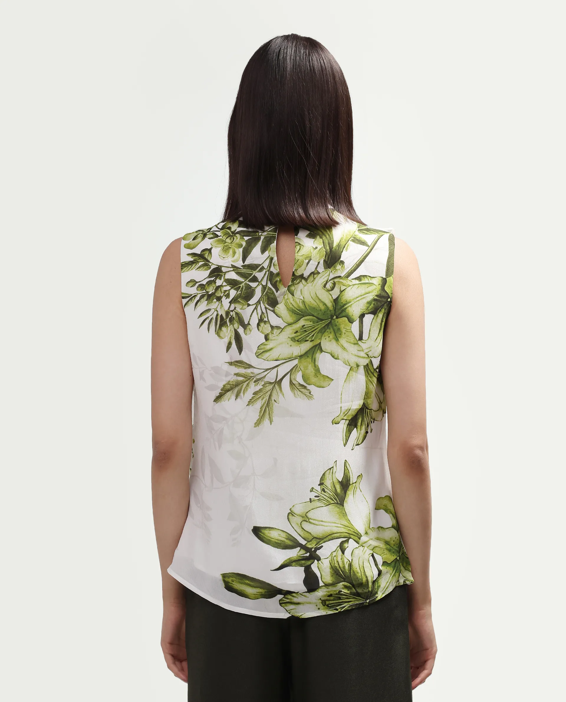 Rareism Women's Alita Off White Viscose Blend Sleeveless Regular Fit Floral Print Top - Image 7