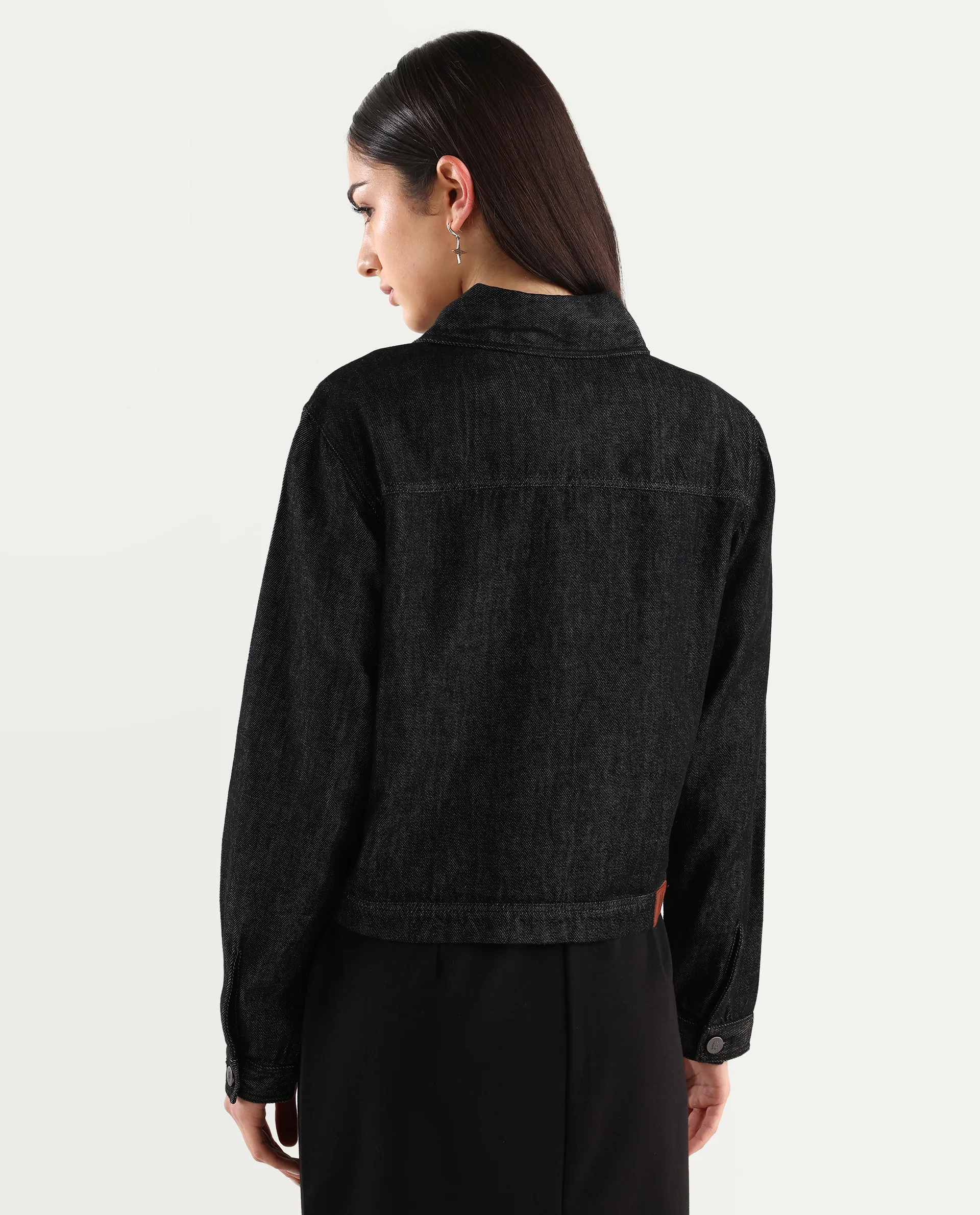 Rareism Women's Allin Black Cotton Drop Collar Plain Cuffed Sleeve Regular Fit Jacket - Image 8