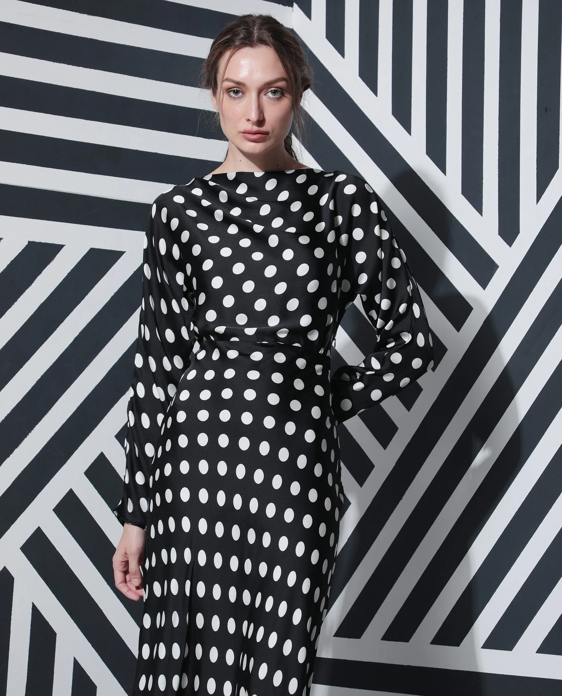 Rareism Women's Alsus Black Polyester Boat Neck Polka Print Extended Sleeves Knee Length Tailored Dress - Image 10