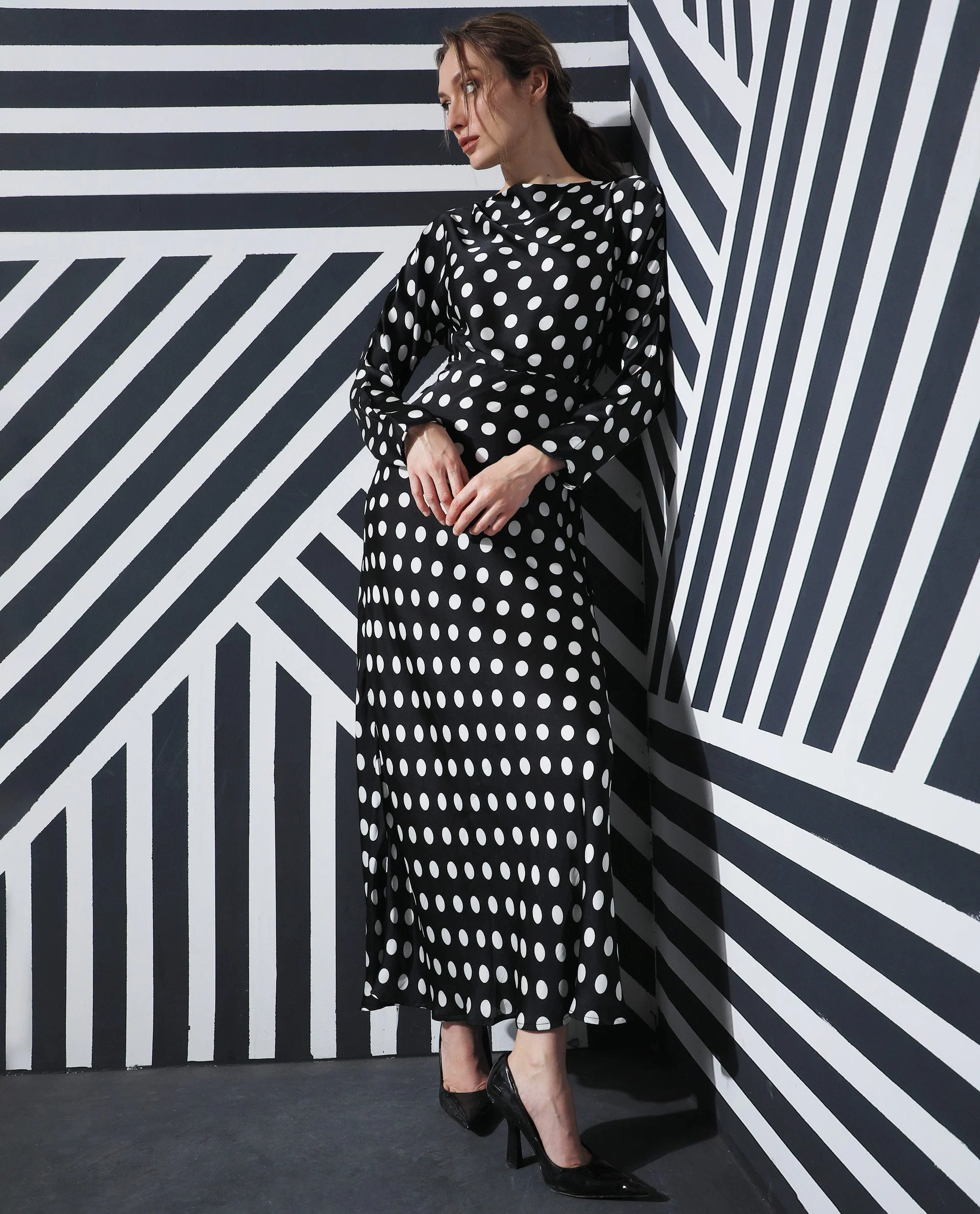 Rareism Women's Alsus Black Polyester Boat Neck Polka Print Extended Sleeves Knee Length Tailored Dress - Image 11