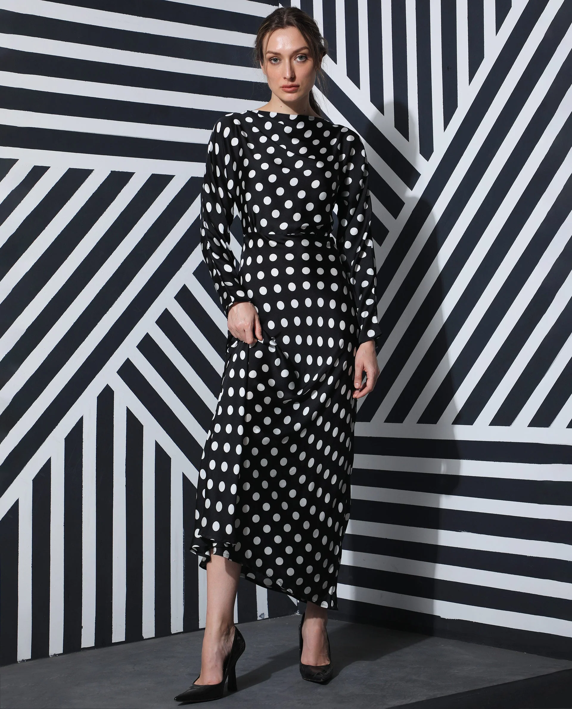 Rareism Women's Alsus Black Polyester Boat Neck Polka Print Extended Sleeves Knee Length Tailored Dress - Image 9
