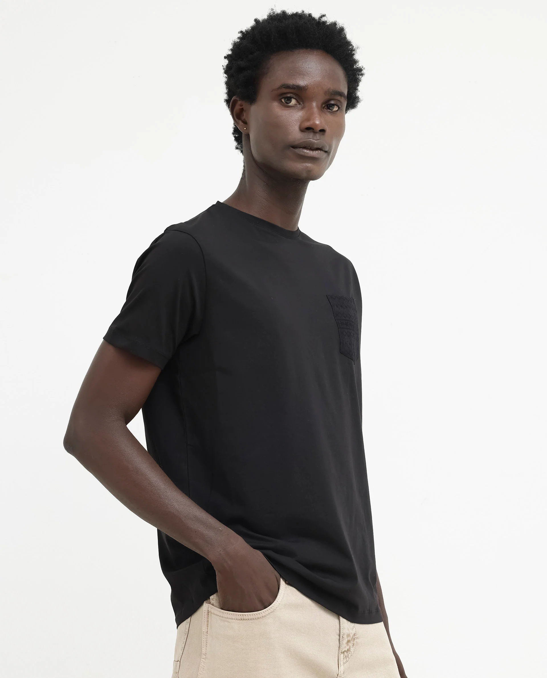 Rare Rabbit Men's Ammos Black Cotton Blend Plain Regular Fit Half Sleeve Crew Neck T-Shirt - Image 9