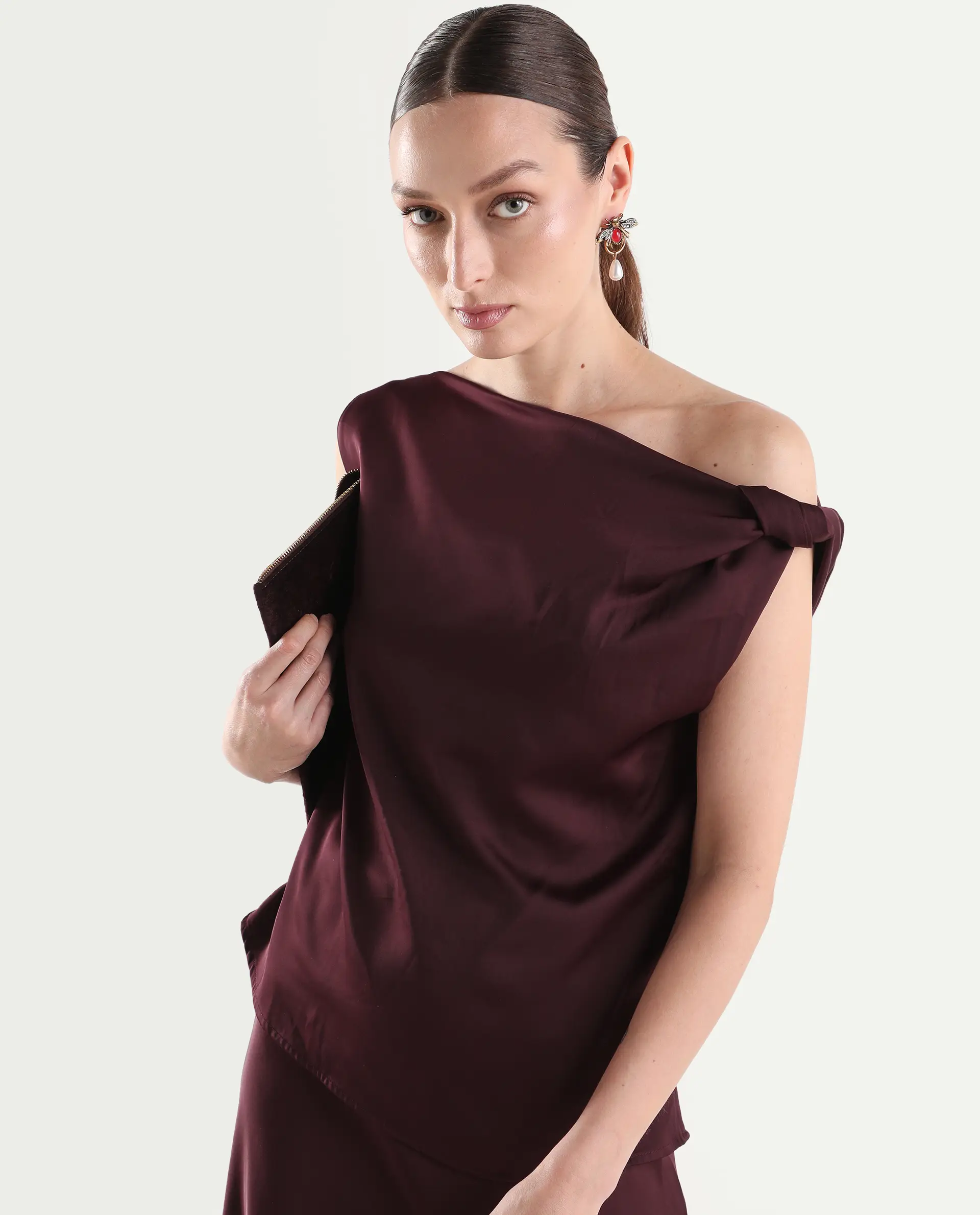 Rareism Women's Aoron-T Maroon Polyester Sleeveless Regular Fit Plain Top - Image 3