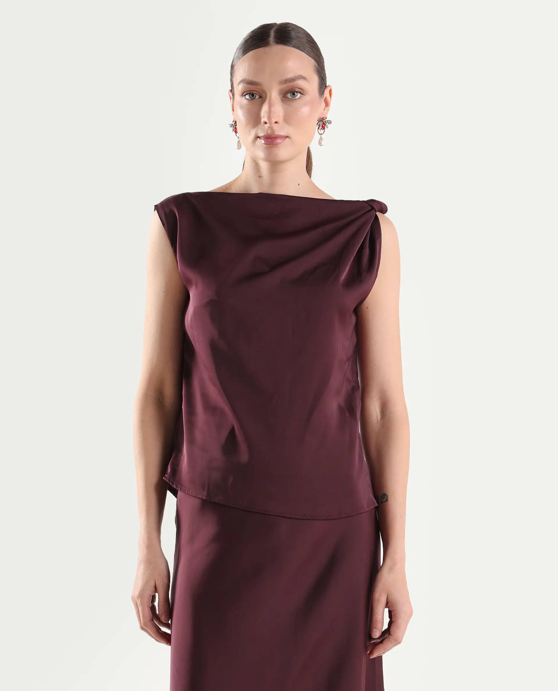 Rareism Women's Aoron-T Maroon Polyester Sleeveless Regular Fit Plain Top - Image 5