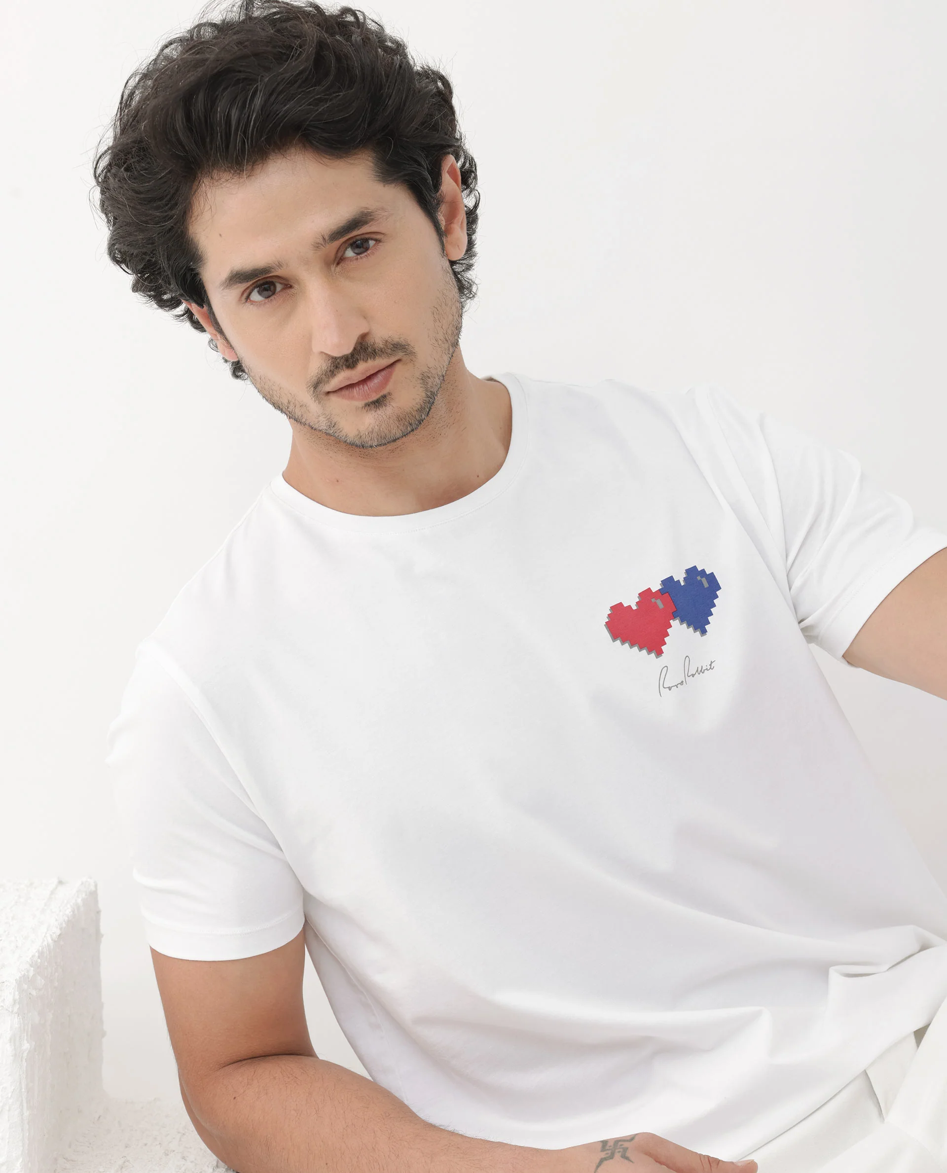 Rare Rabbit Mens Aorta-1 White Cotton Lycra Fabric Short Sleeve Skinny Fit Graphic Print T-Shirt - Image 10