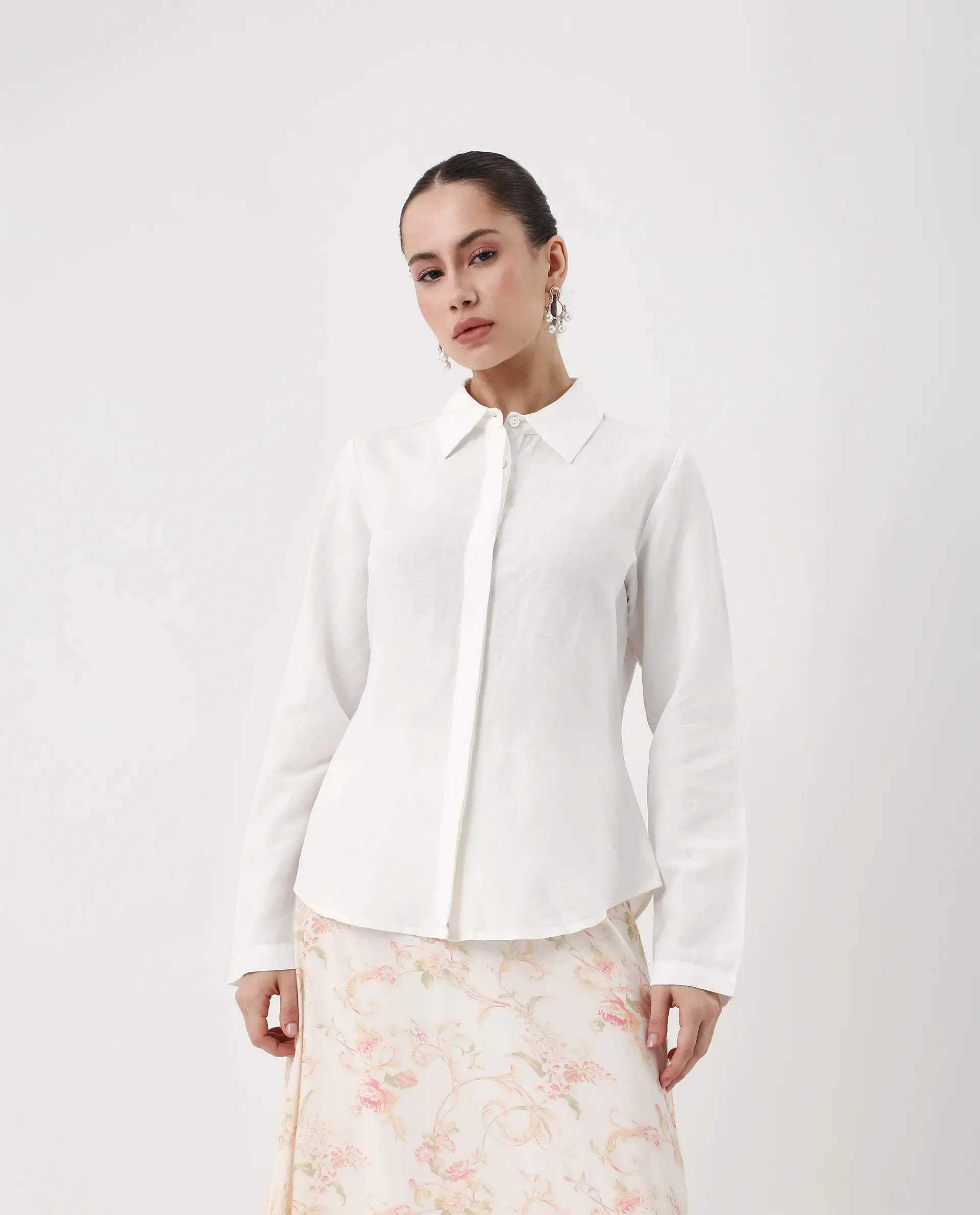 Rareism Women's Appleby White Linen Spread Collar Plain Cuffed Sleeve Regular Fit Shirt - Image 2