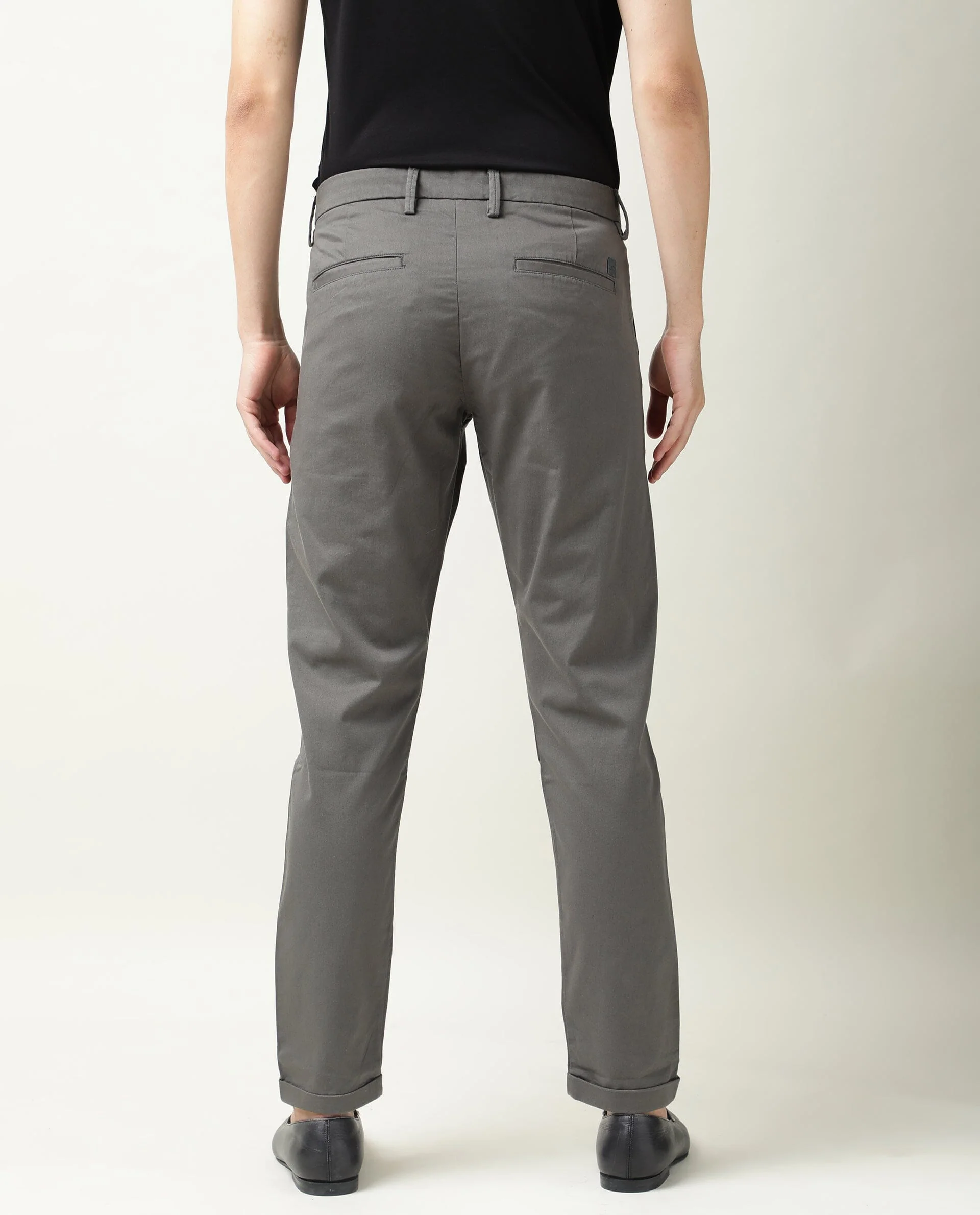Rare Rabbit Men's Aps Green Cotton Plain Regular Fit Trouser - Image 6