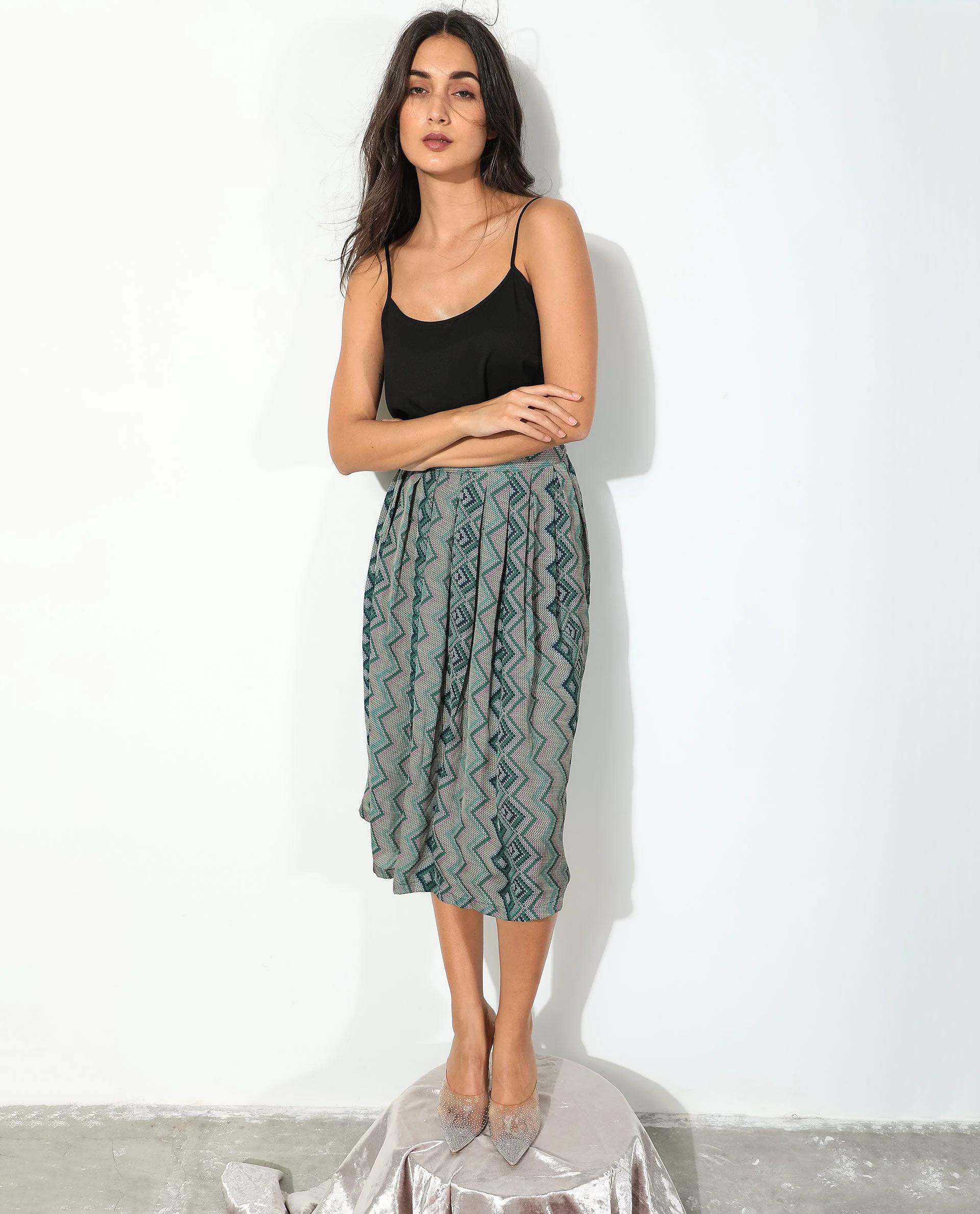 Rareism Women's Arabella Green Polyester Geometric Print Knee Length Regular Fit Skirt - Image 11