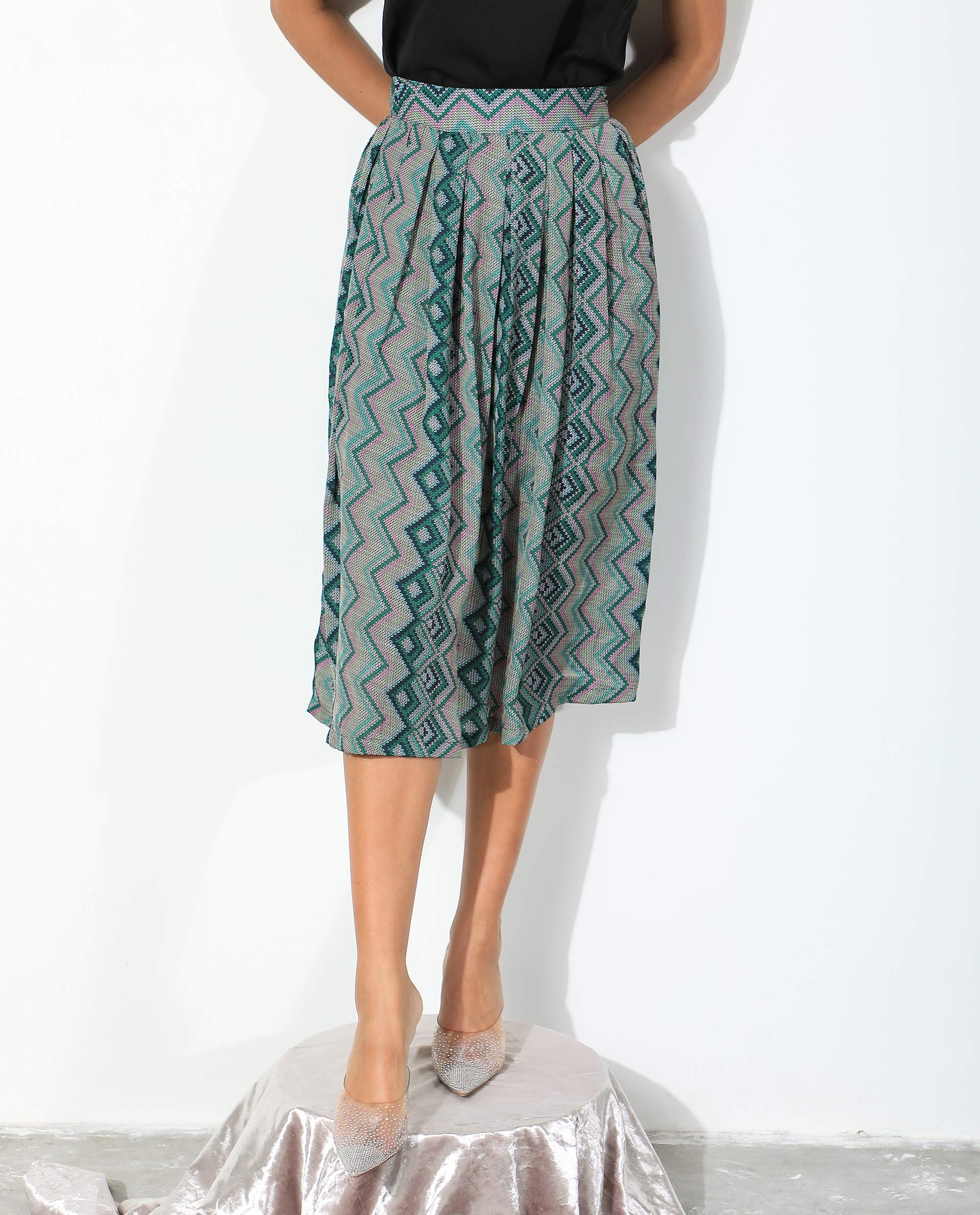 Rareism Women's Arabella Green Polyester Geometric Print Knee Length Regular Fit Skirt - Image 6