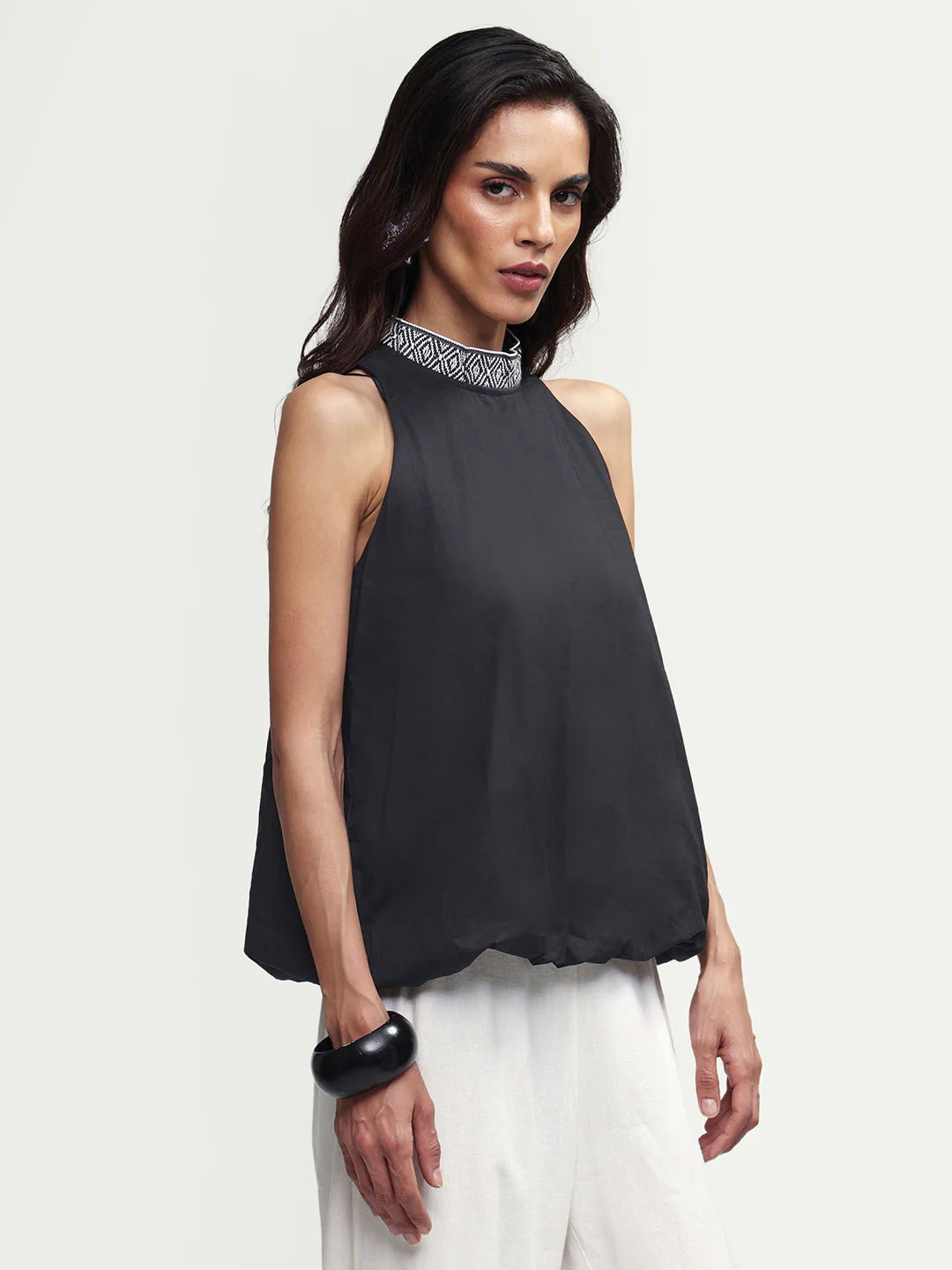 Rareism Women's Arezzo-T Black Cotton Mandarin Collar Plain Sleeveless Balloon Top - Image 5
