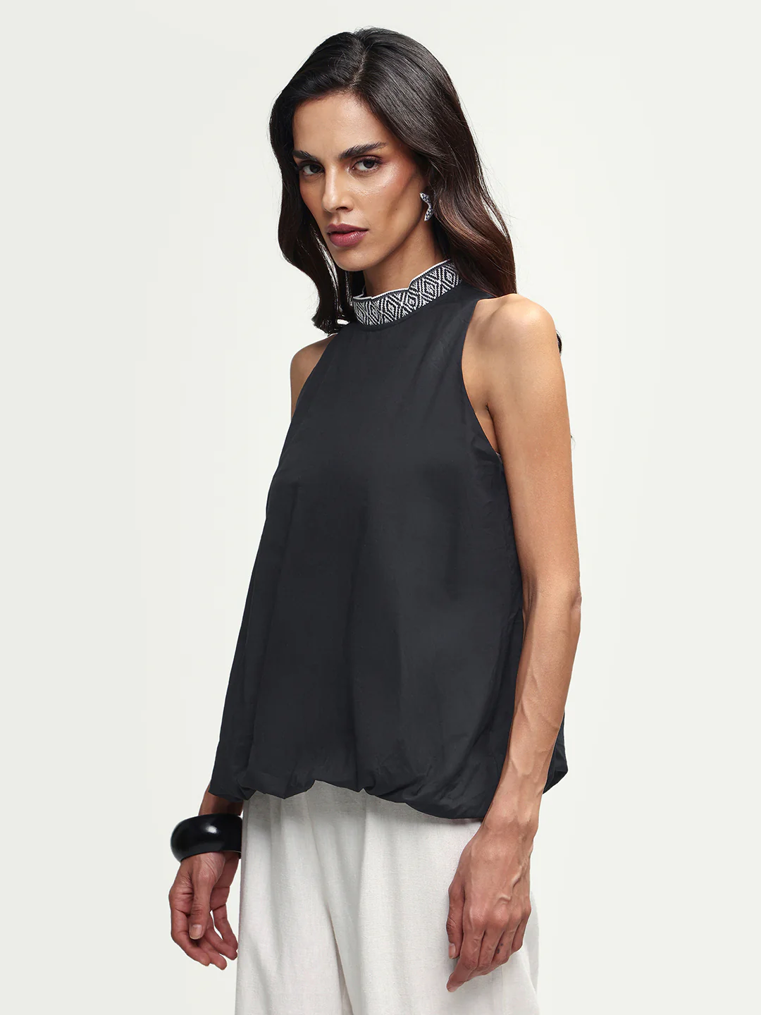 Rareism Women's Arezzo-T Black Cotton Mandarin Collar Plain Sleeveless Balloon Top - Image 6