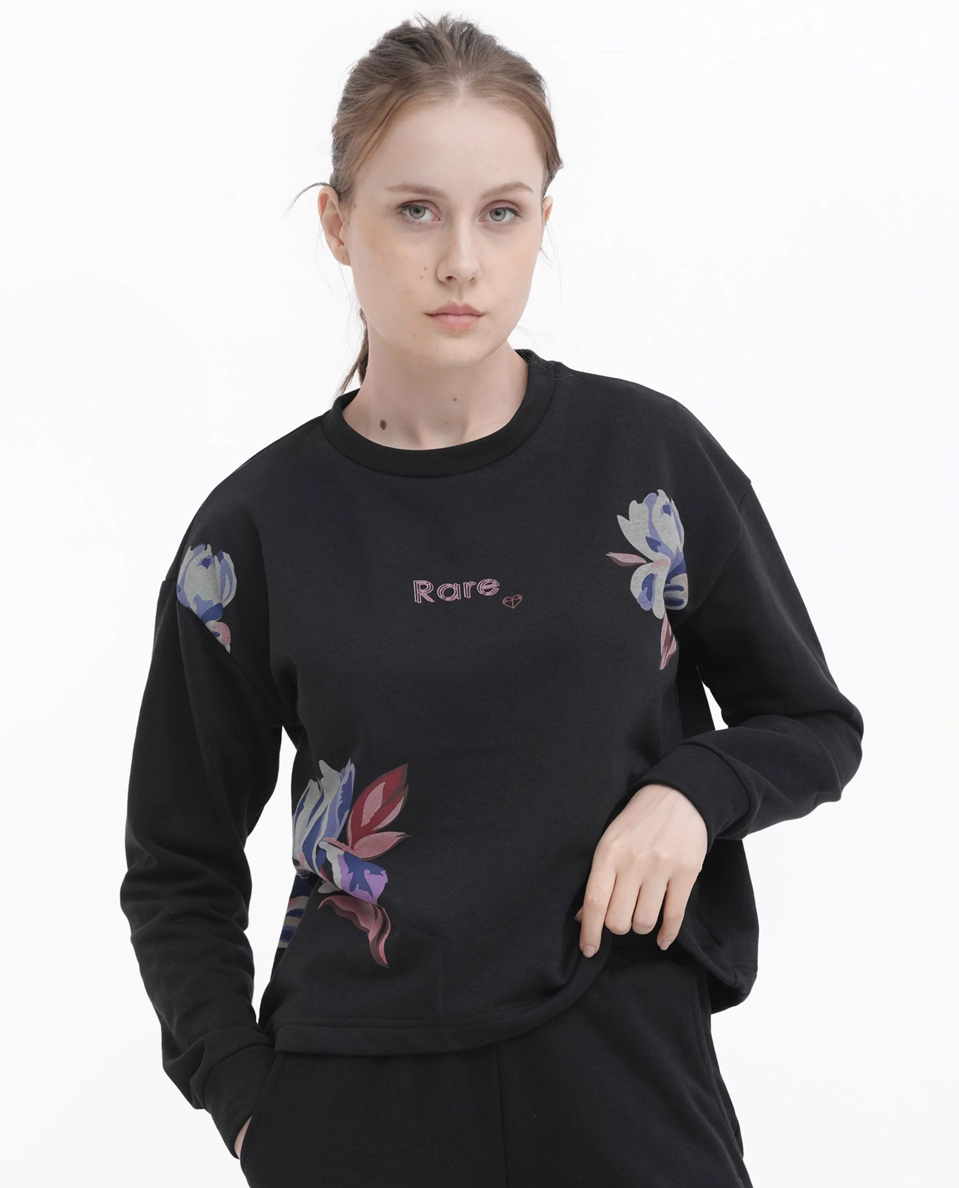 Rareism Women's Argyle Black Polyester Blend Crew Neck Graphic Print Regular Fit Sweatshirt
