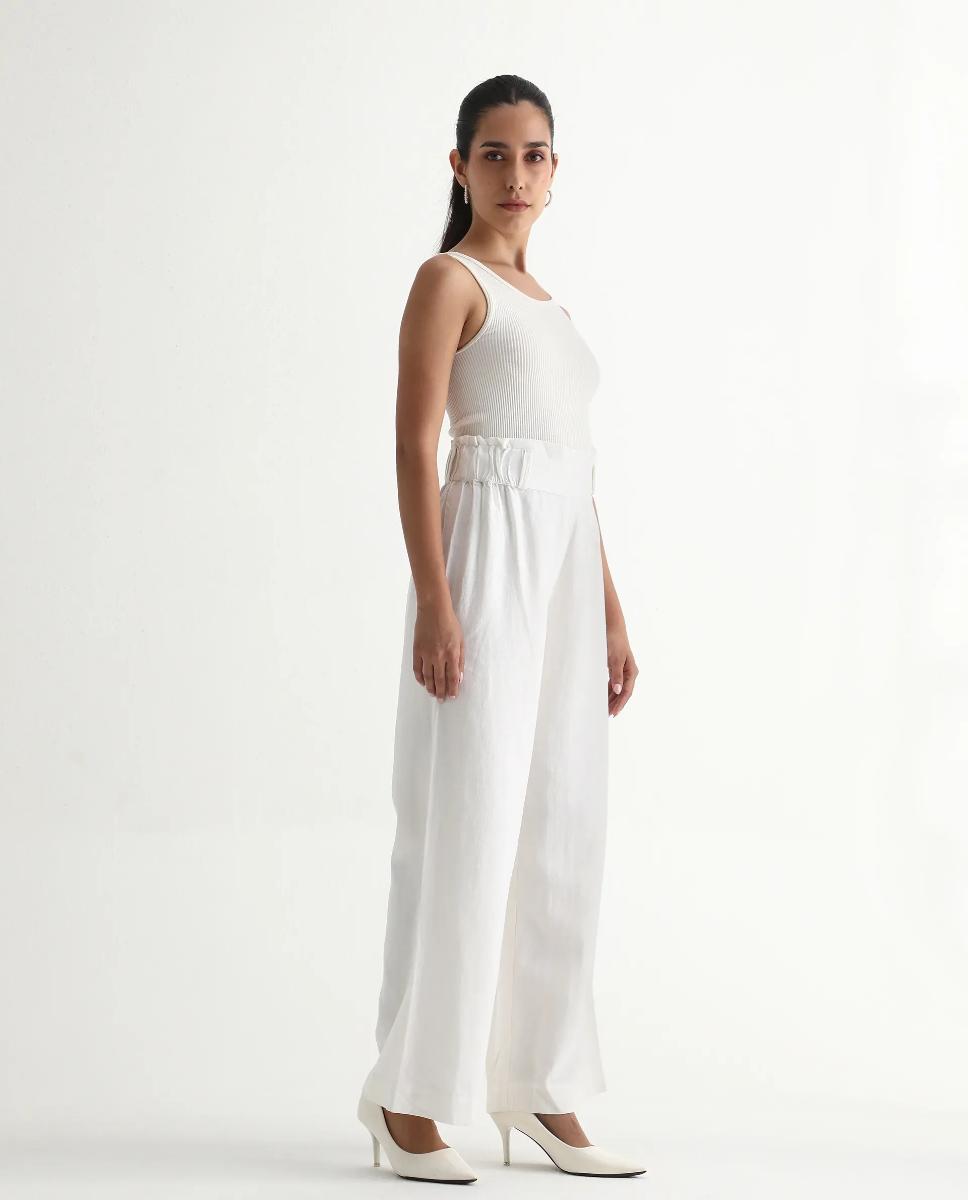 Rareism Women's Arid White Cotton Blend Plain Ankle Length Wide Trouser - Image 7