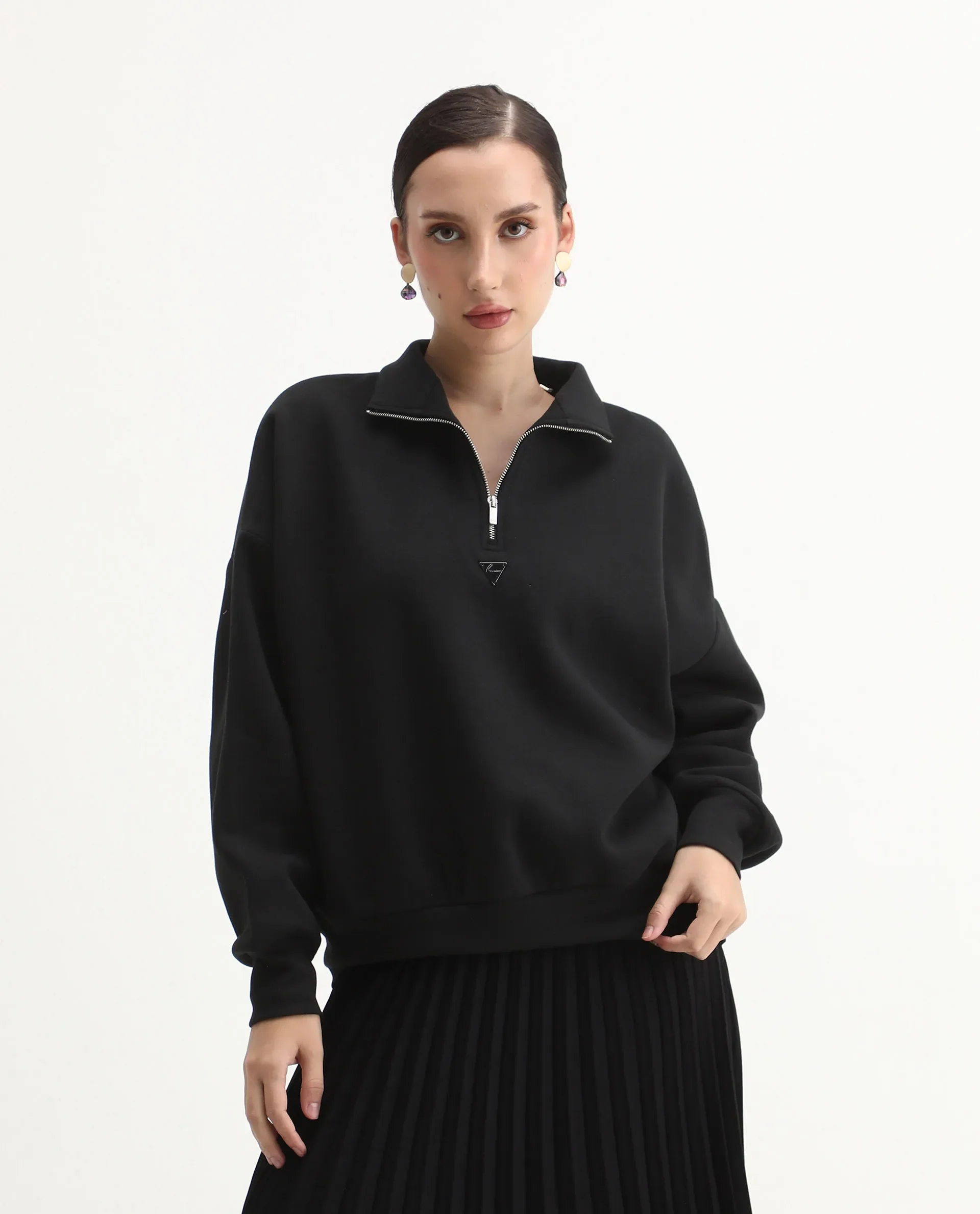 Rareism Women's Ario Black Cotton Blend Fabric Spread Collar Relaxed Fit Printed Sweatshirt - Image 3