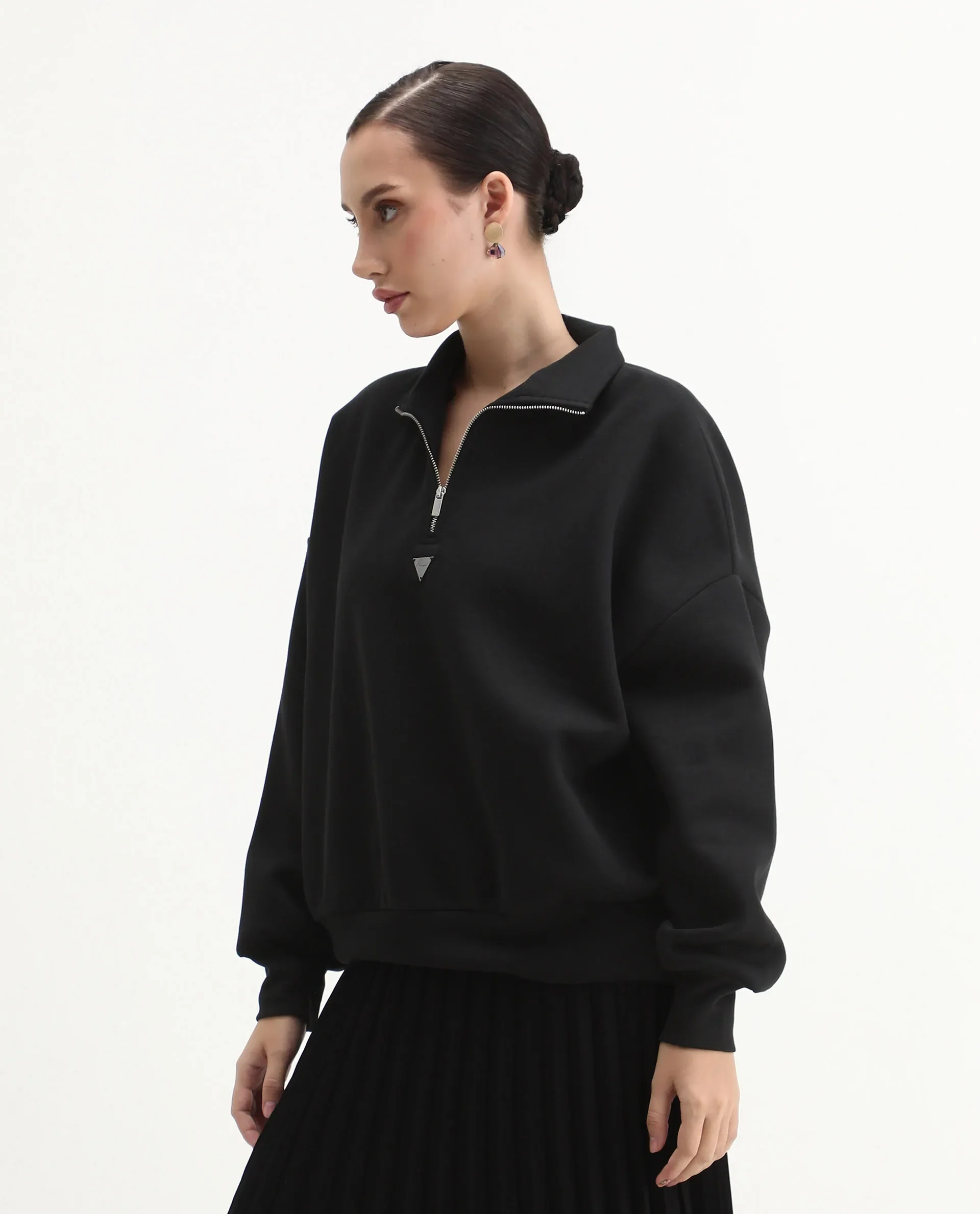 Rareism Women's Ario Black Cotton Blend Fabric Spread Collar Relaxed Fit Printed Sweatshirt - Image 6