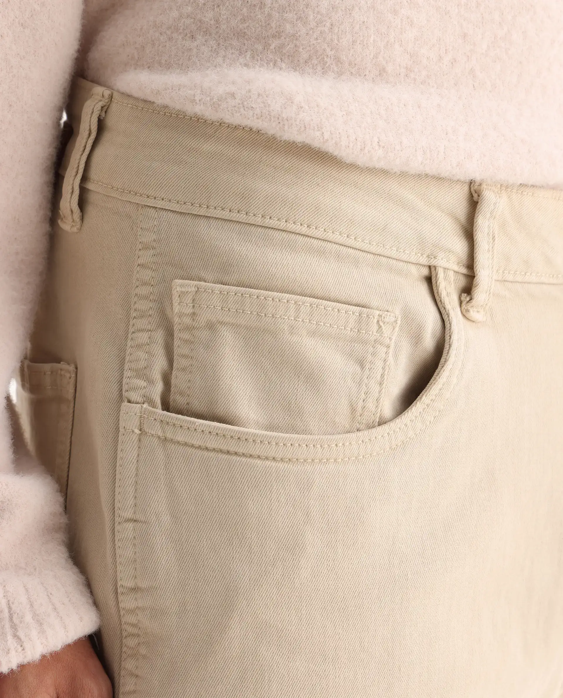 Rare Rabbit Men's Arni Off White Cotton Plain Relaxed Fit Jeans - Image 5