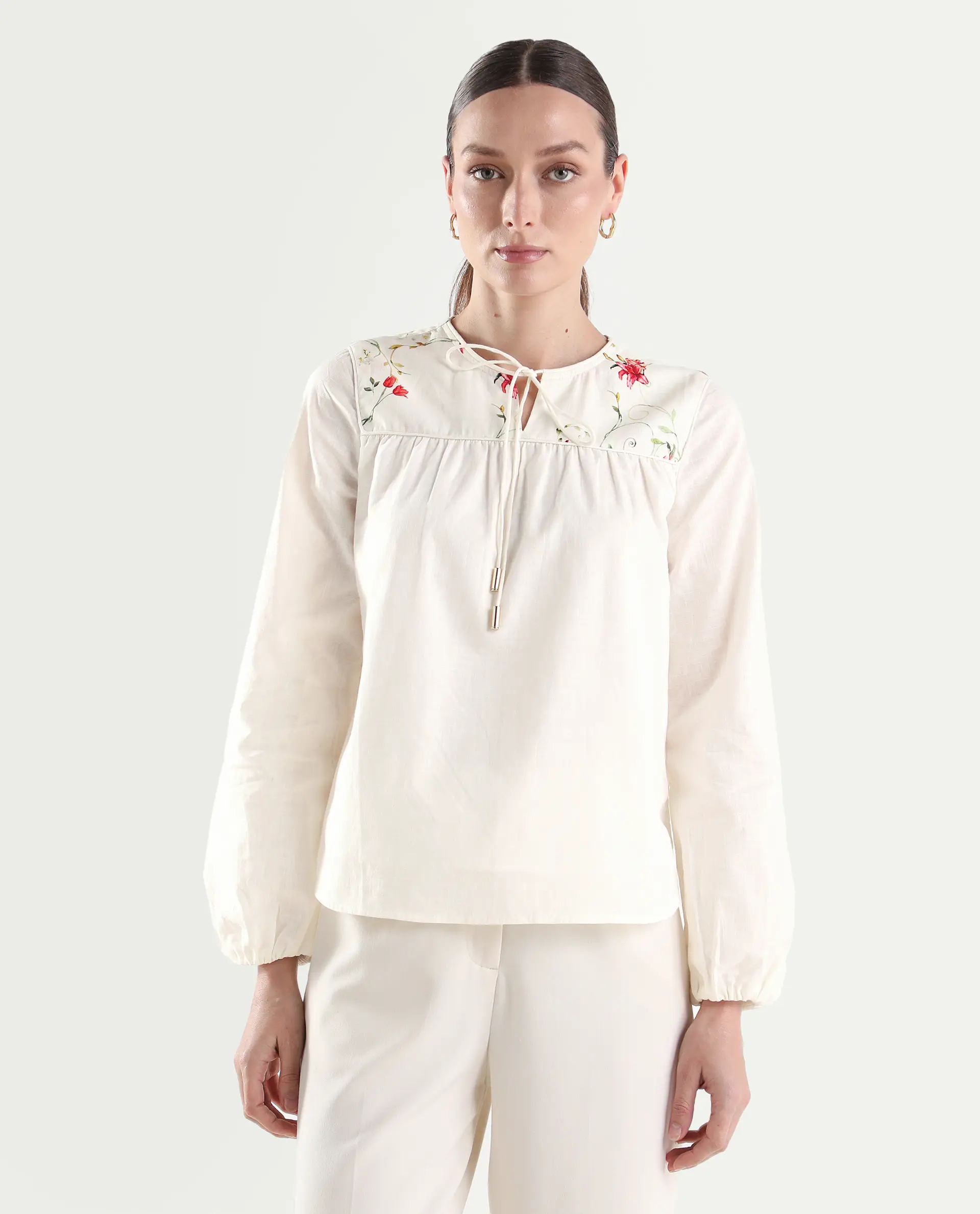 Rareism Women's Aroy-T Off White Cotton Full Sleeve Boxy Printed Top - Image 3