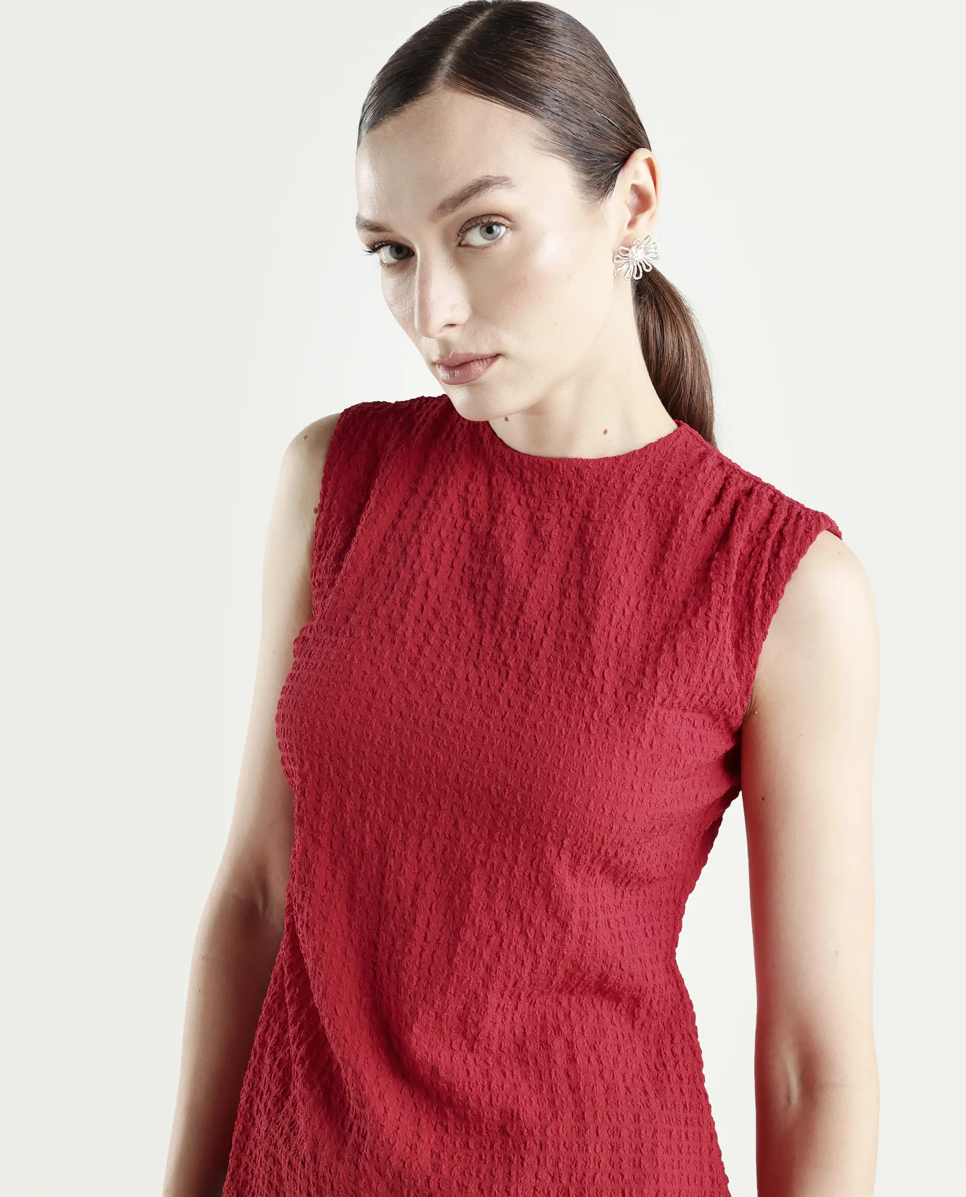 Rareism Women's Arrix Red Polyester Sleeveless Regular Fit Plain Top - Image 4
