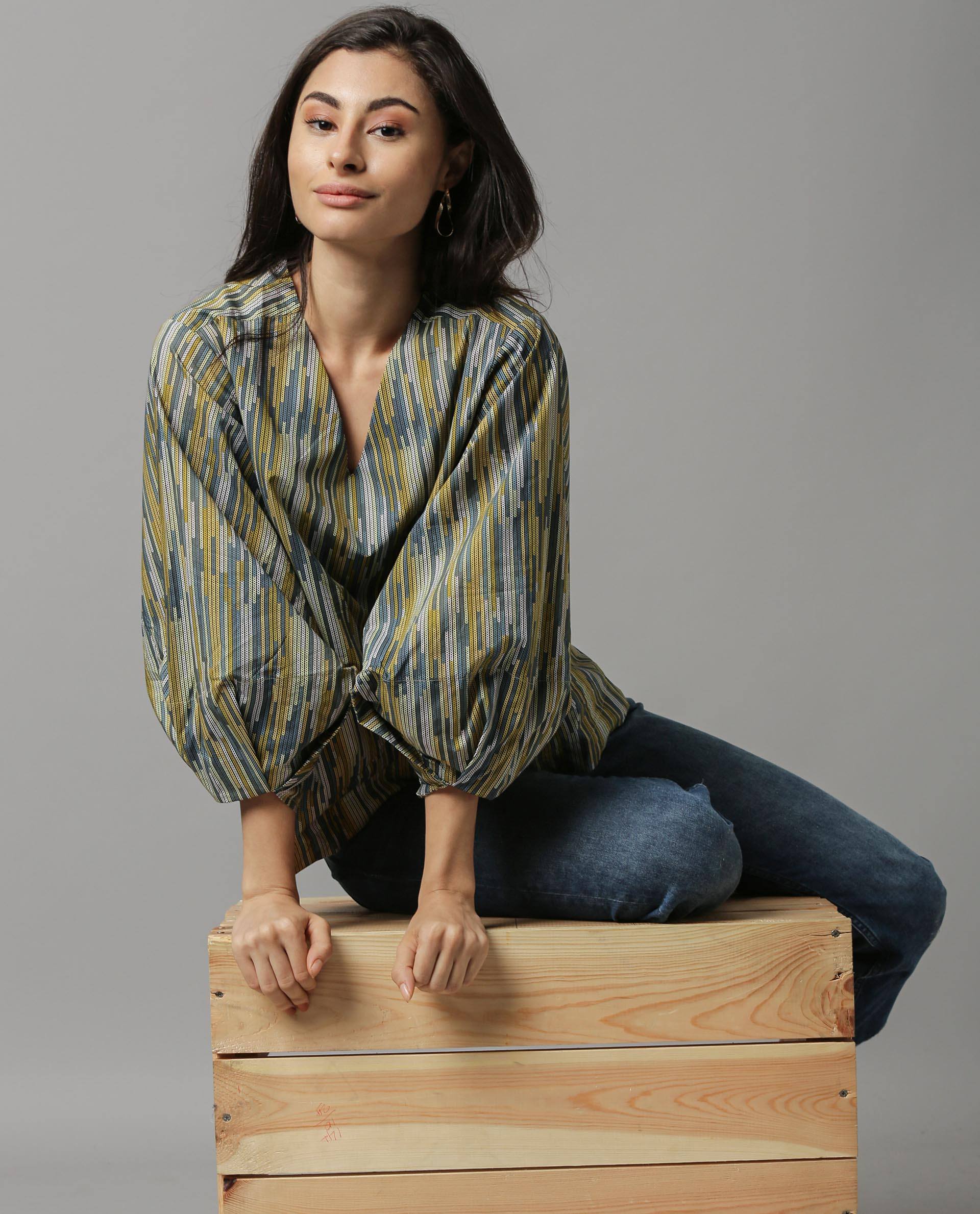 Rareism Women Artsy Green Top Full Sleeves Printed - Image 3