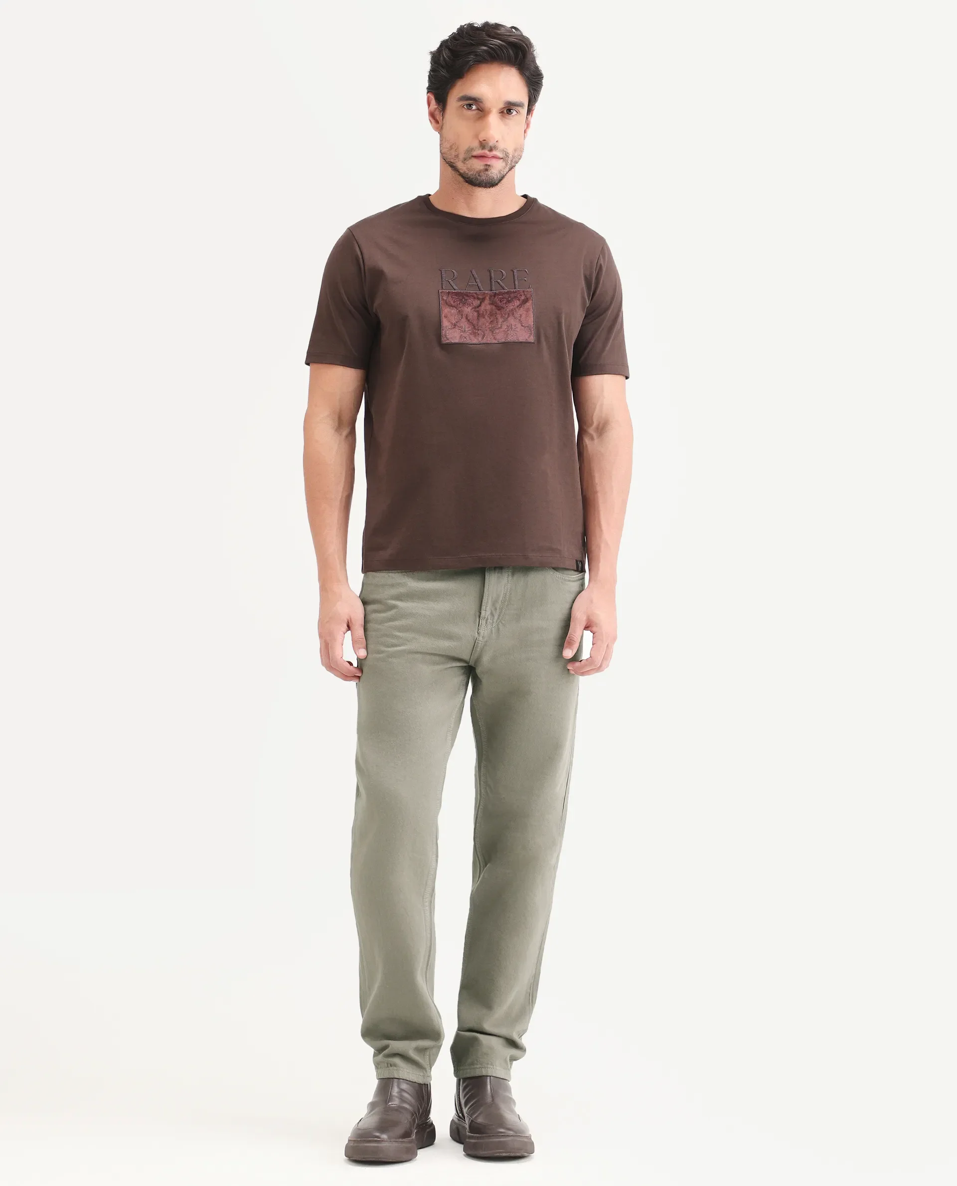 Rare Rabbit Men's Arvi G Green Cotton Fabric Shank And Zipper Kurt Carrot Plain Jeans - Image 6