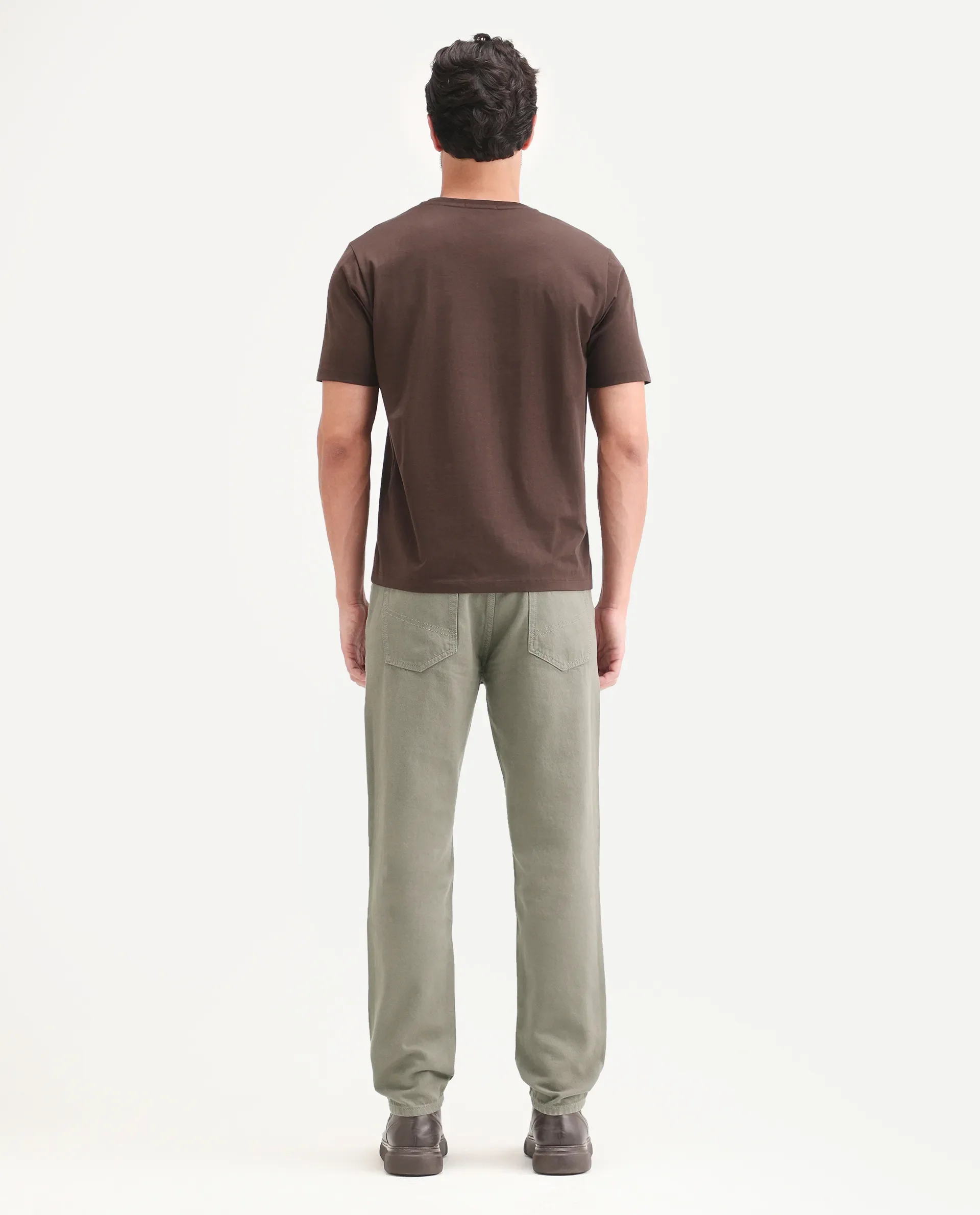 Rare Rabbit Men's Arvi G Green Cotton Fabric Shank And Zipper Kurt Carrot Plain Jeans - Image 8