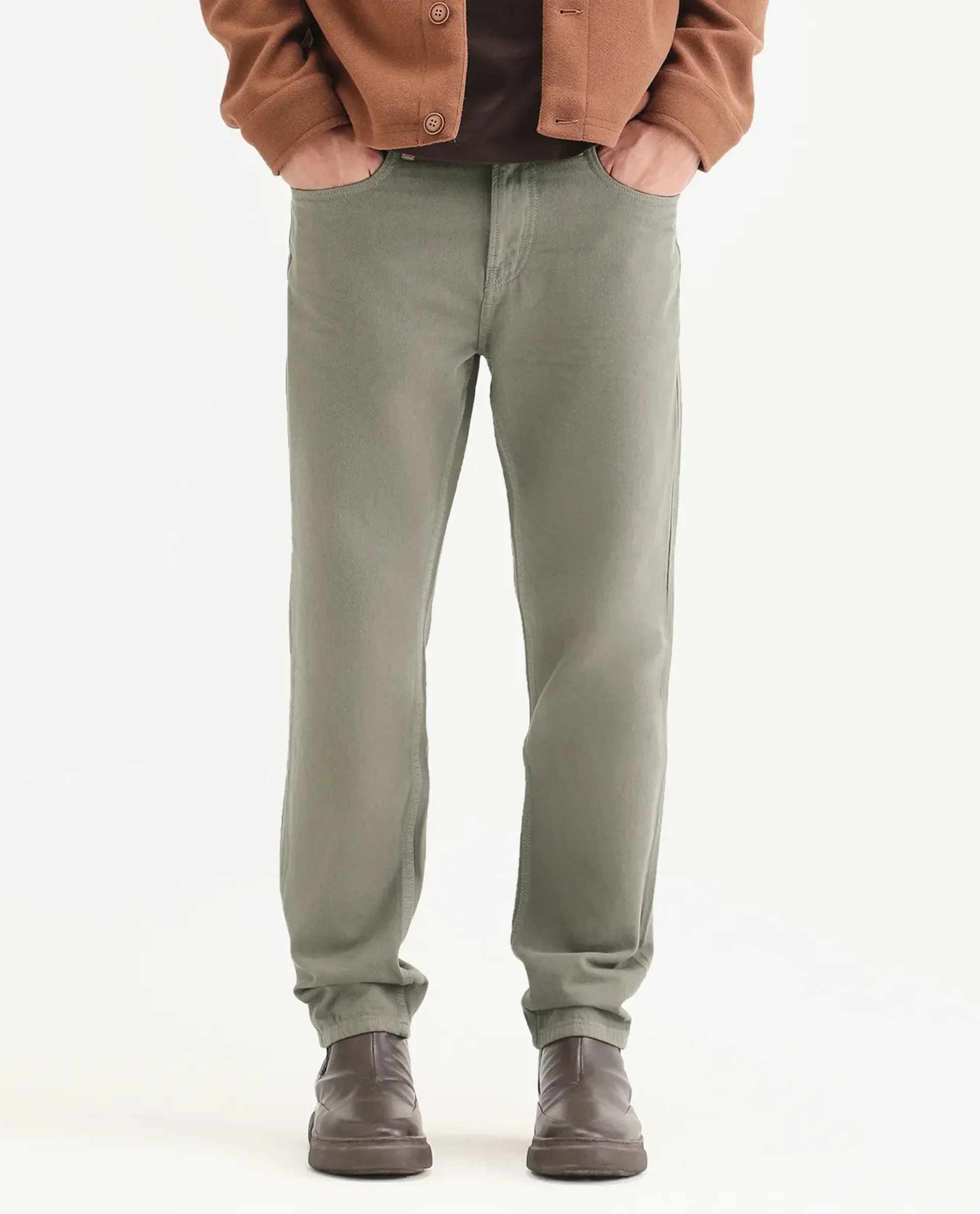 Rare Rabbit Men's Arvi G Green Cotton Fabric Shank And Zipper Kurt Carrot Plain Jeans - Image 9