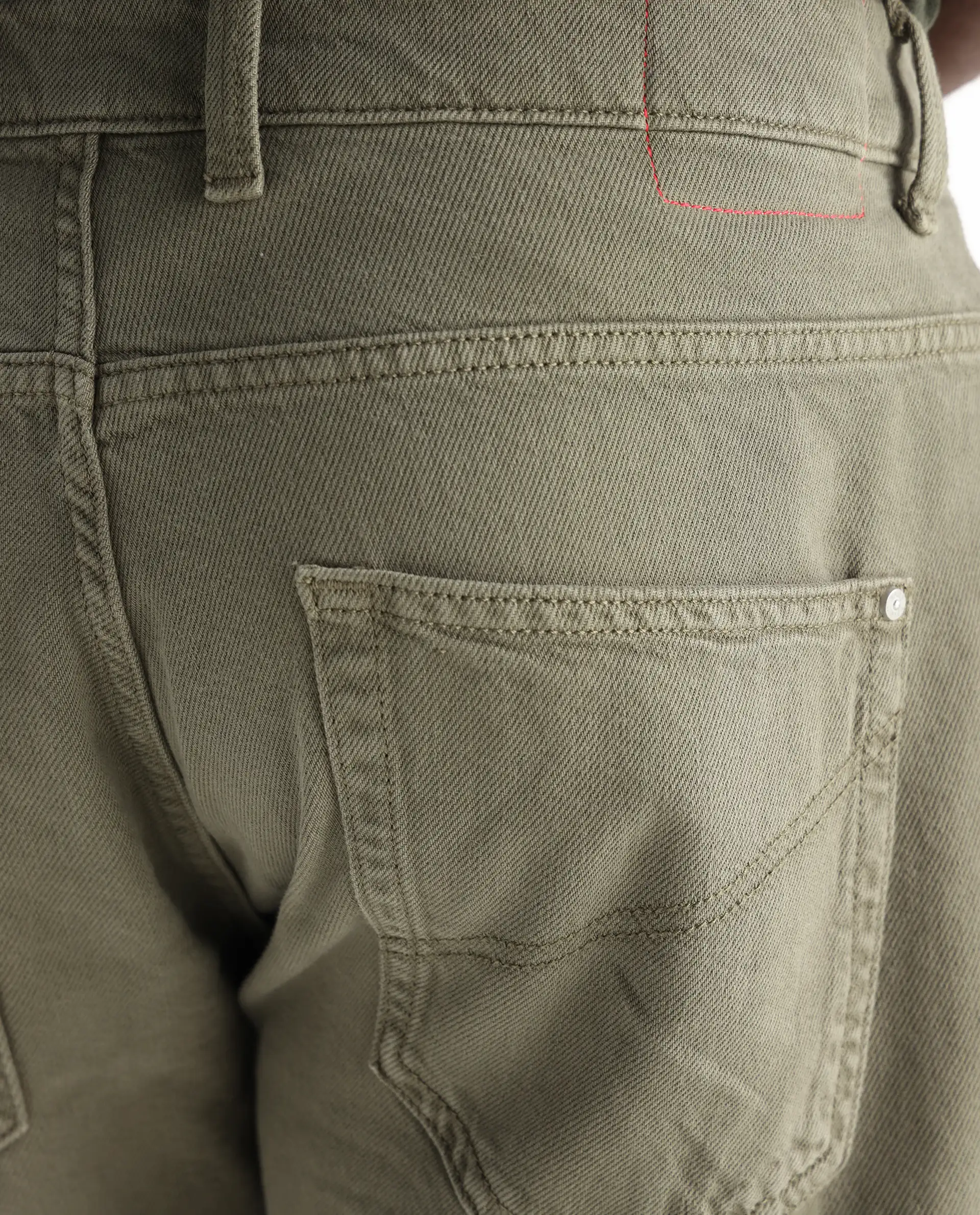Rare Rabbit Men's Arvi Green Cotton Plain Dond Carrot Fit Jeans - Image 8