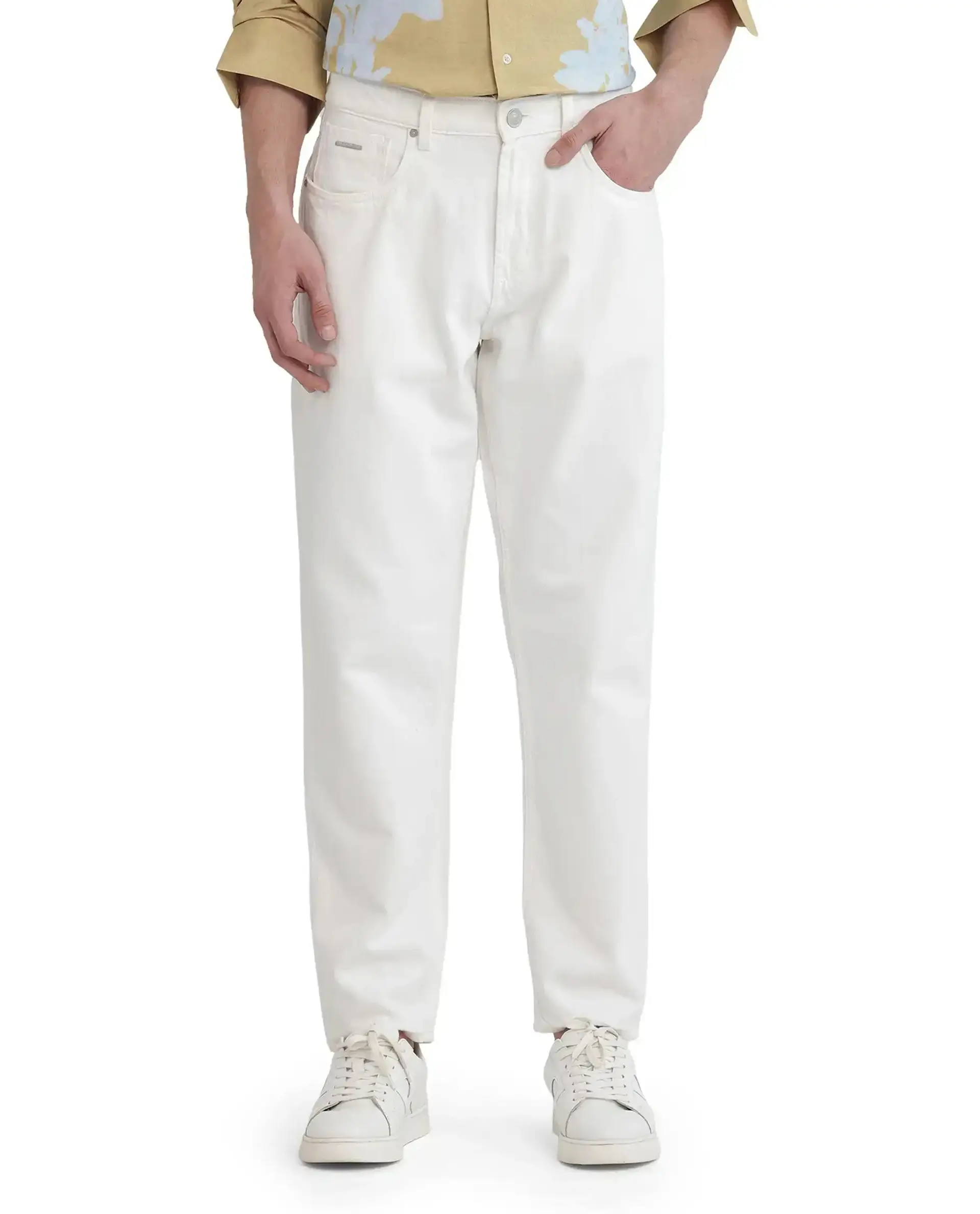 Rare Rabbit Men's Arvi Off White Cotton Plain Dond Carrot Fit Jeans - Image 10