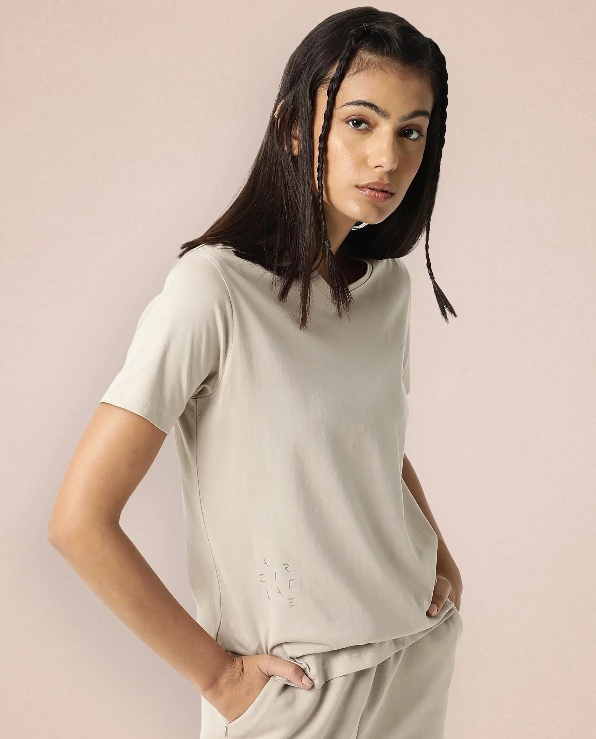 Rareism Women's Light Weight High Stretch 180 Gsm Cotton V-Neck Plain Regular Fit T-Shirt - Image 4