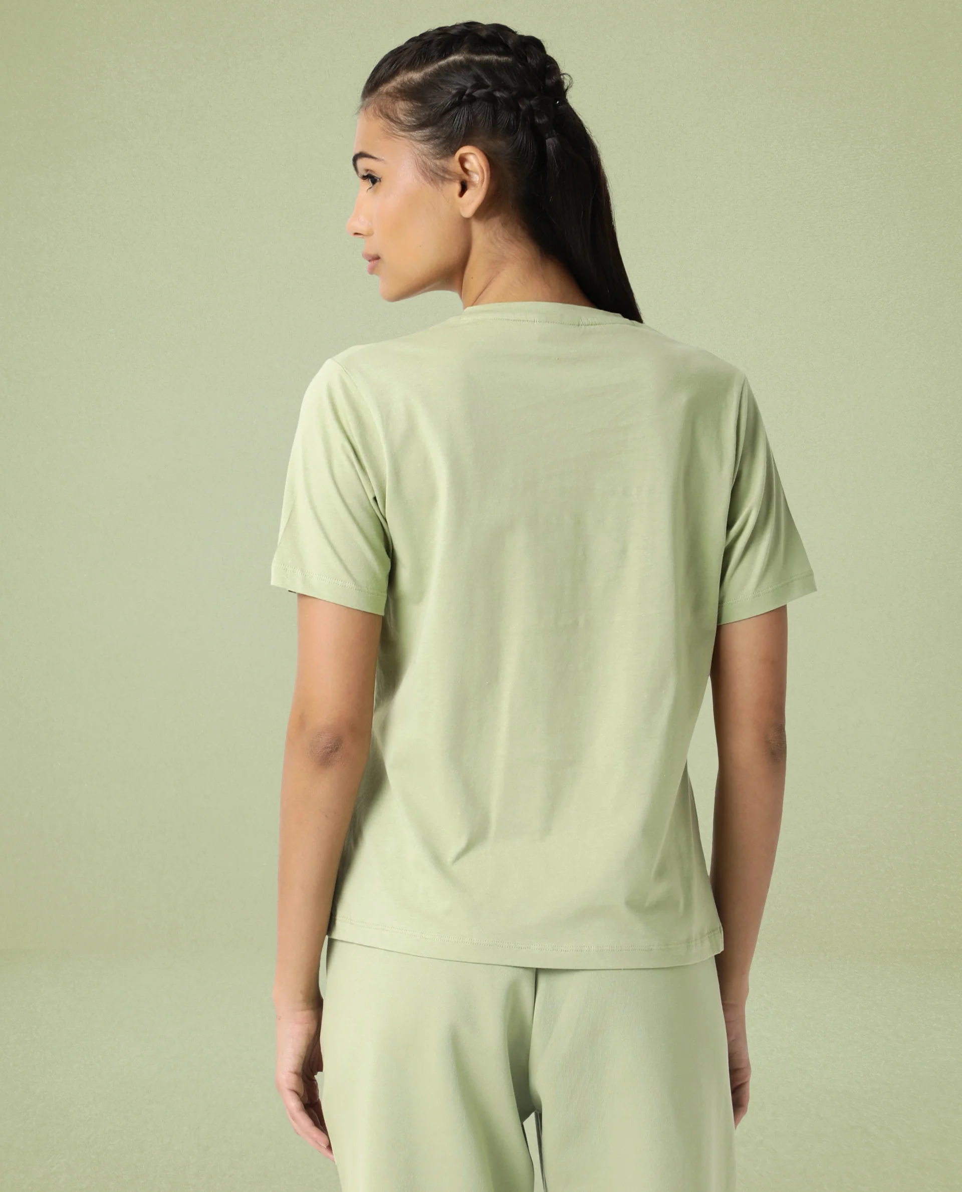 Rareism Women's Light Weight High Stretch 180 Gsm Cotton V-Neck Plain Regular Fit T-Shirt - Image 5